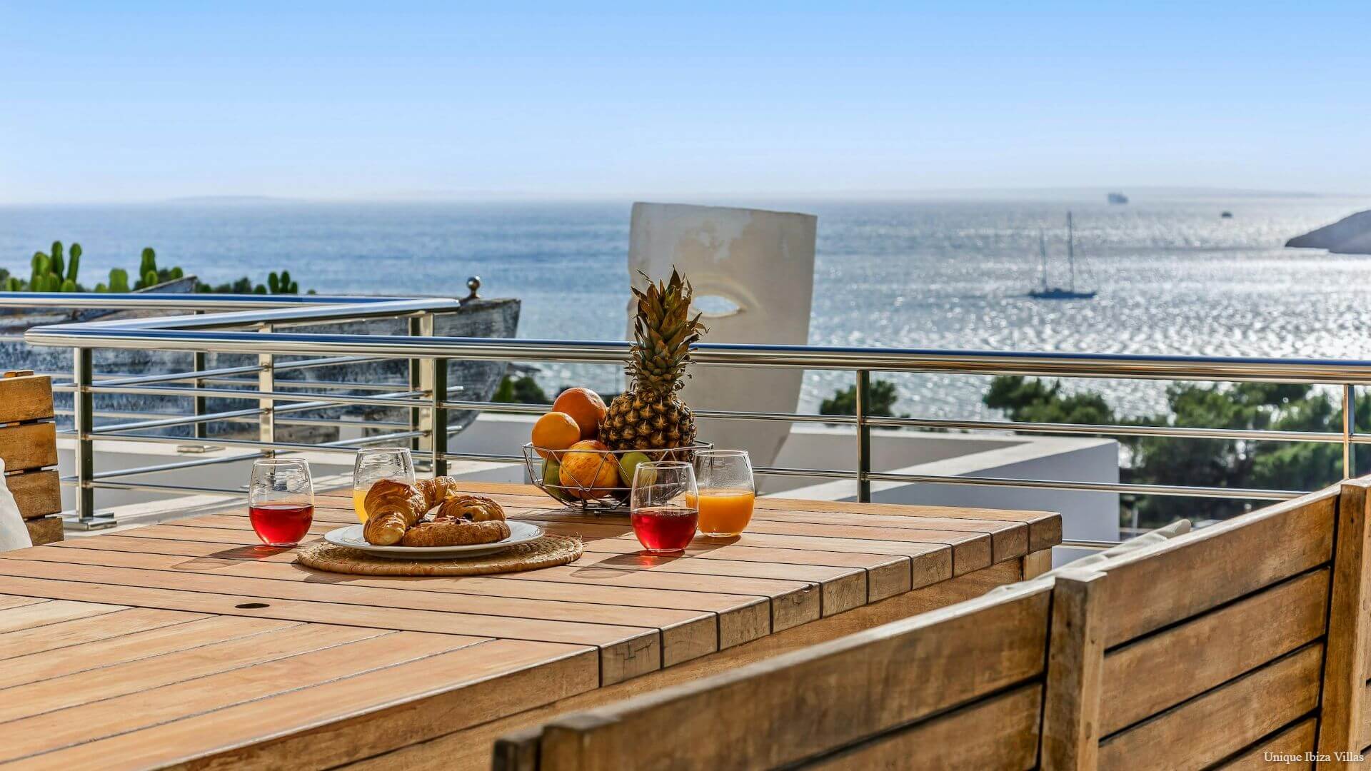 CASA MARISOL - 5 Bedrooms - Cap Martinet - Near Talamanca & Ibiza Town