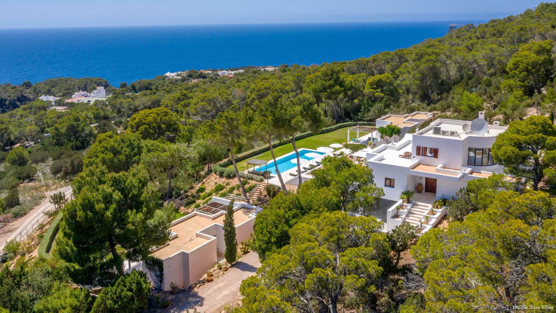 VILLA ALEXIA - 6 Bedrooms - Cala Vadella