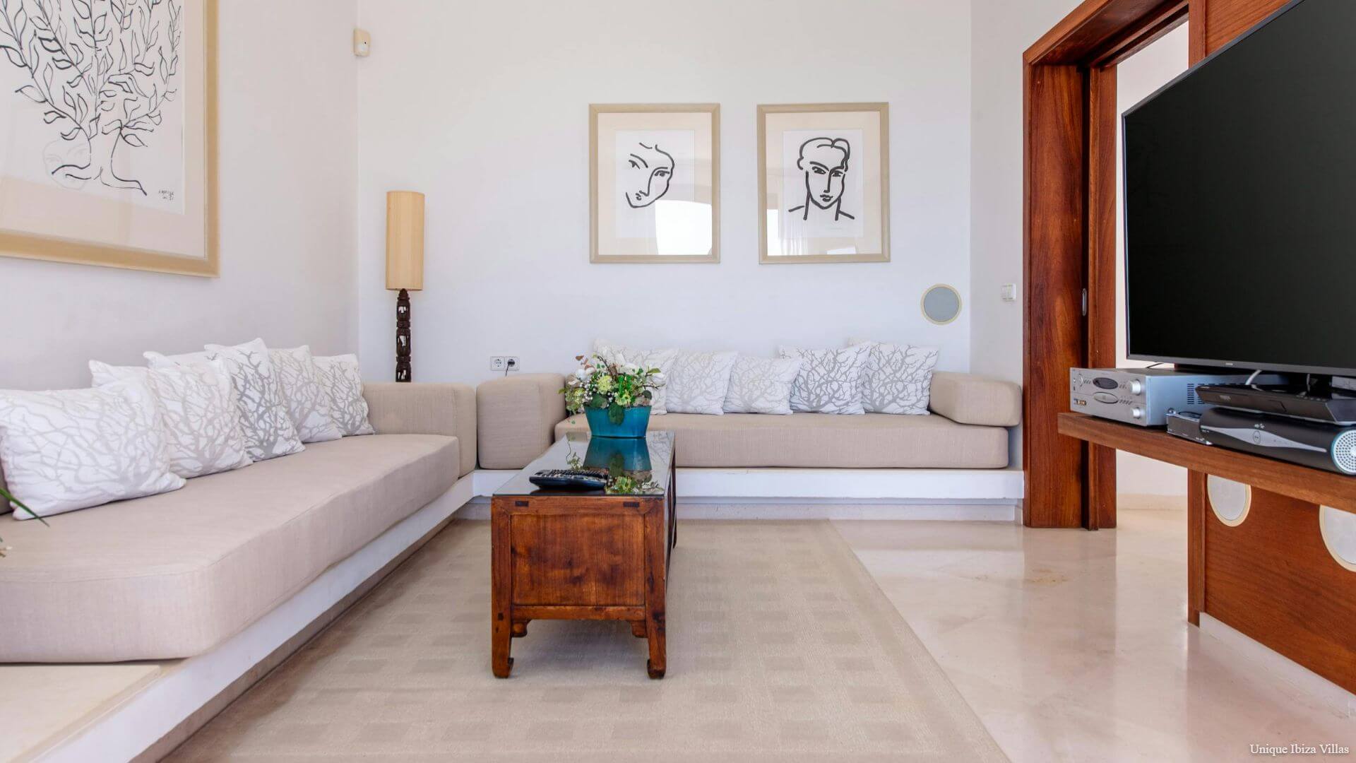 VILLA ALEXIA - 6 Bedrooms - Cala Vadella