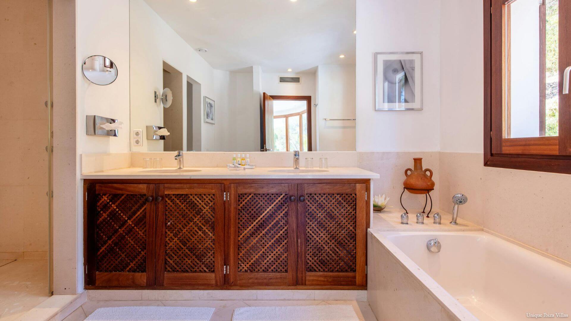 VILLA ALEXIA - 6 Bedrooms - Cala Vadella