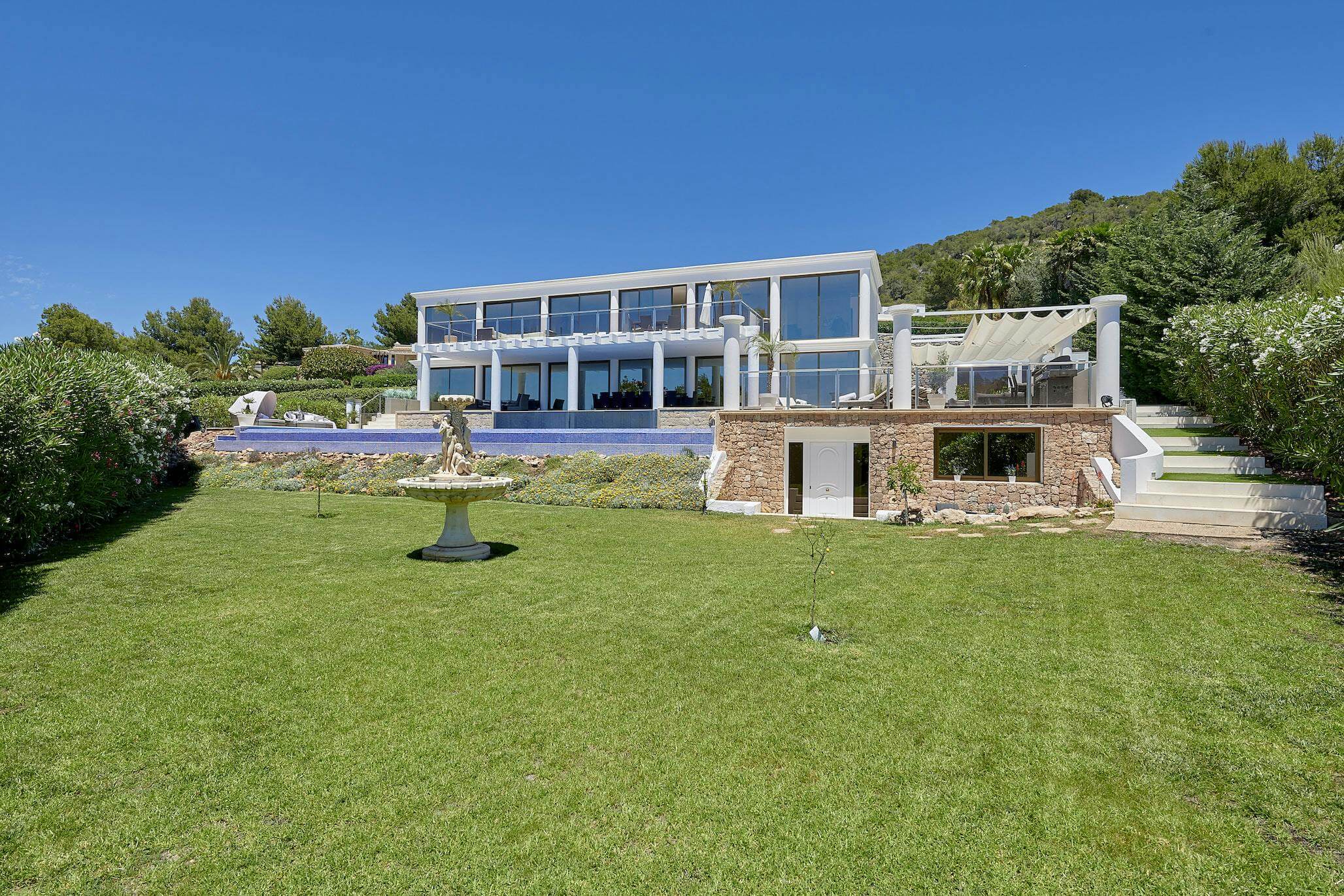  - VILLA CAN RIMBAU HEIGHTS - Can Besso Near Ibiza Town - 4+ Bedrooms