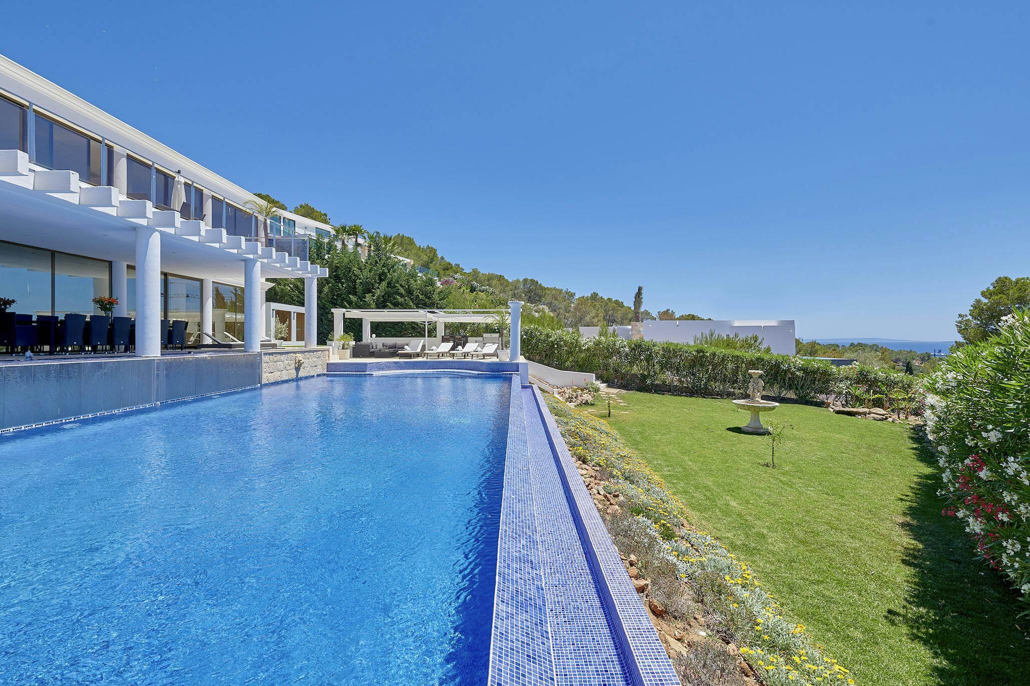 - VILLA CAN RIMBAU HEIGHTS - Can Besso Near Ibiza Town - 4+ Bedrooms