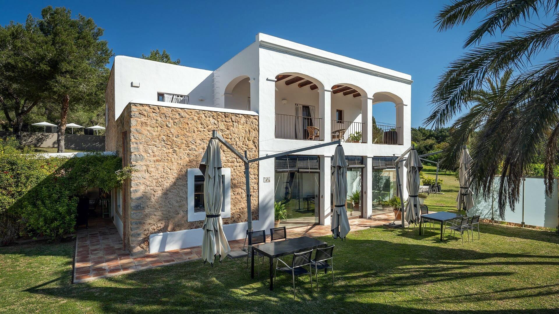  - VILLA CAN JONDAL - 6+ Bedrooms - Near Cala Jondal - Between Ibiza Town & San Jose/Sant Josep