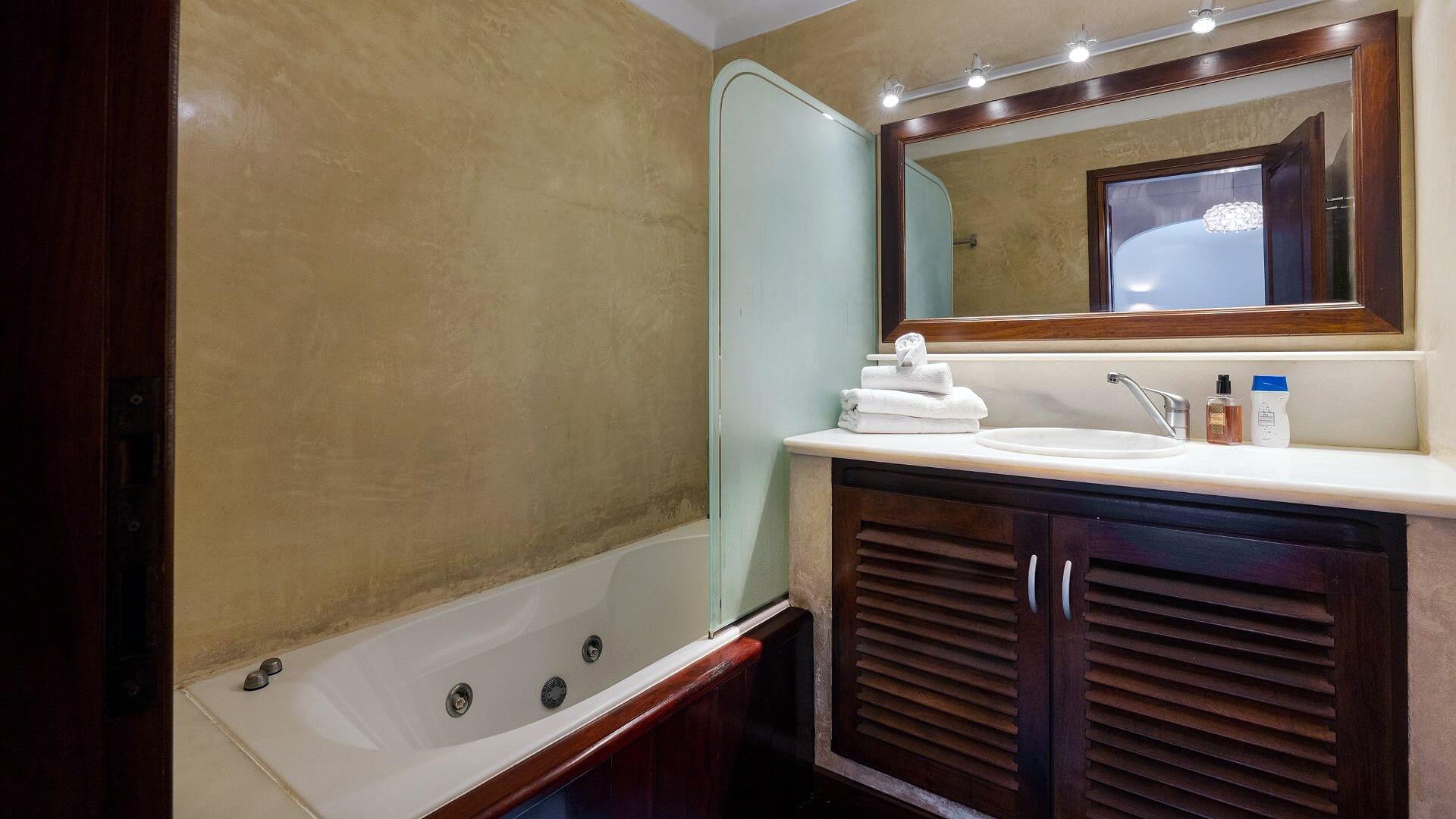  - VILLA CAN JONDAL - 6+ Bedrooms - Near Cala Jondal - Between Ibiza Town & San Jose/Sant Josep