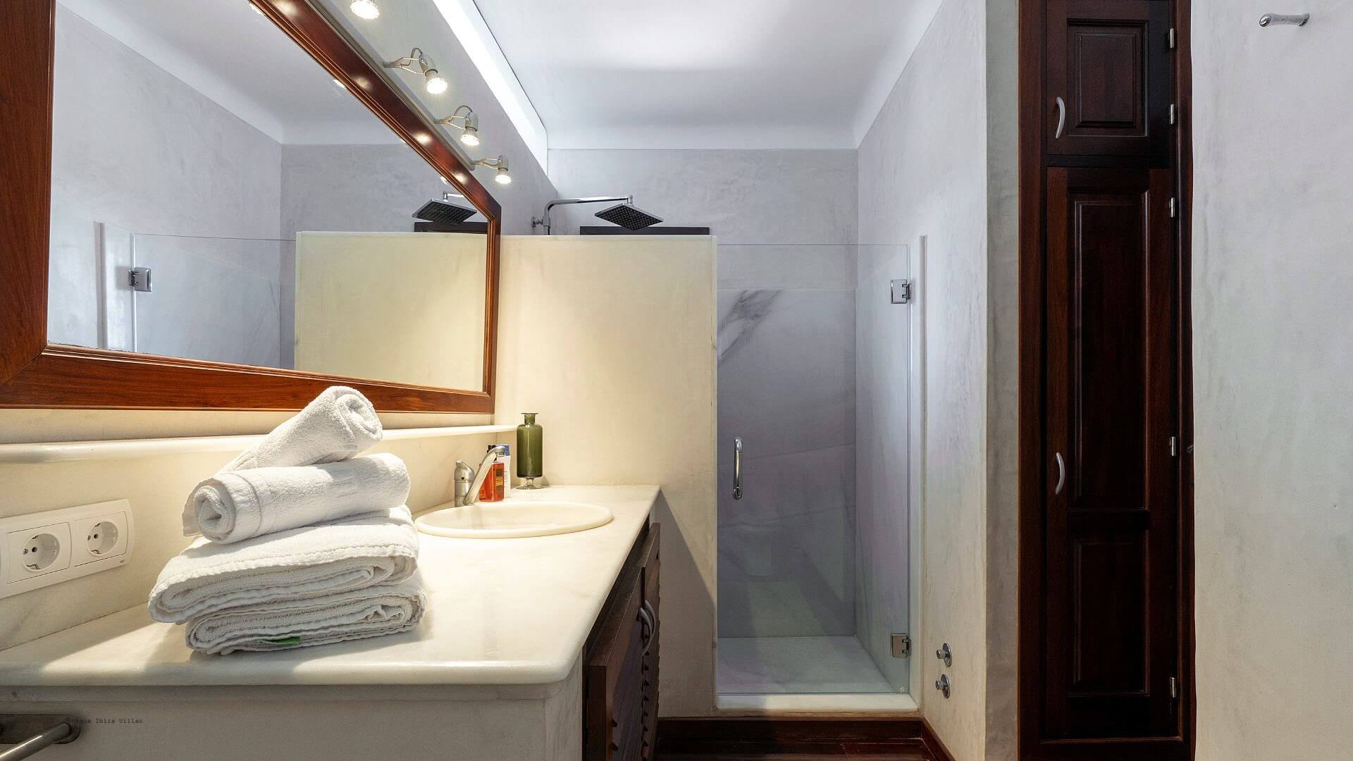  - VILLA CAN JONDAL - 6+ Bedrooms - Near Cala Jondal - Between Ibiza Town & San Jose/Sant Josep