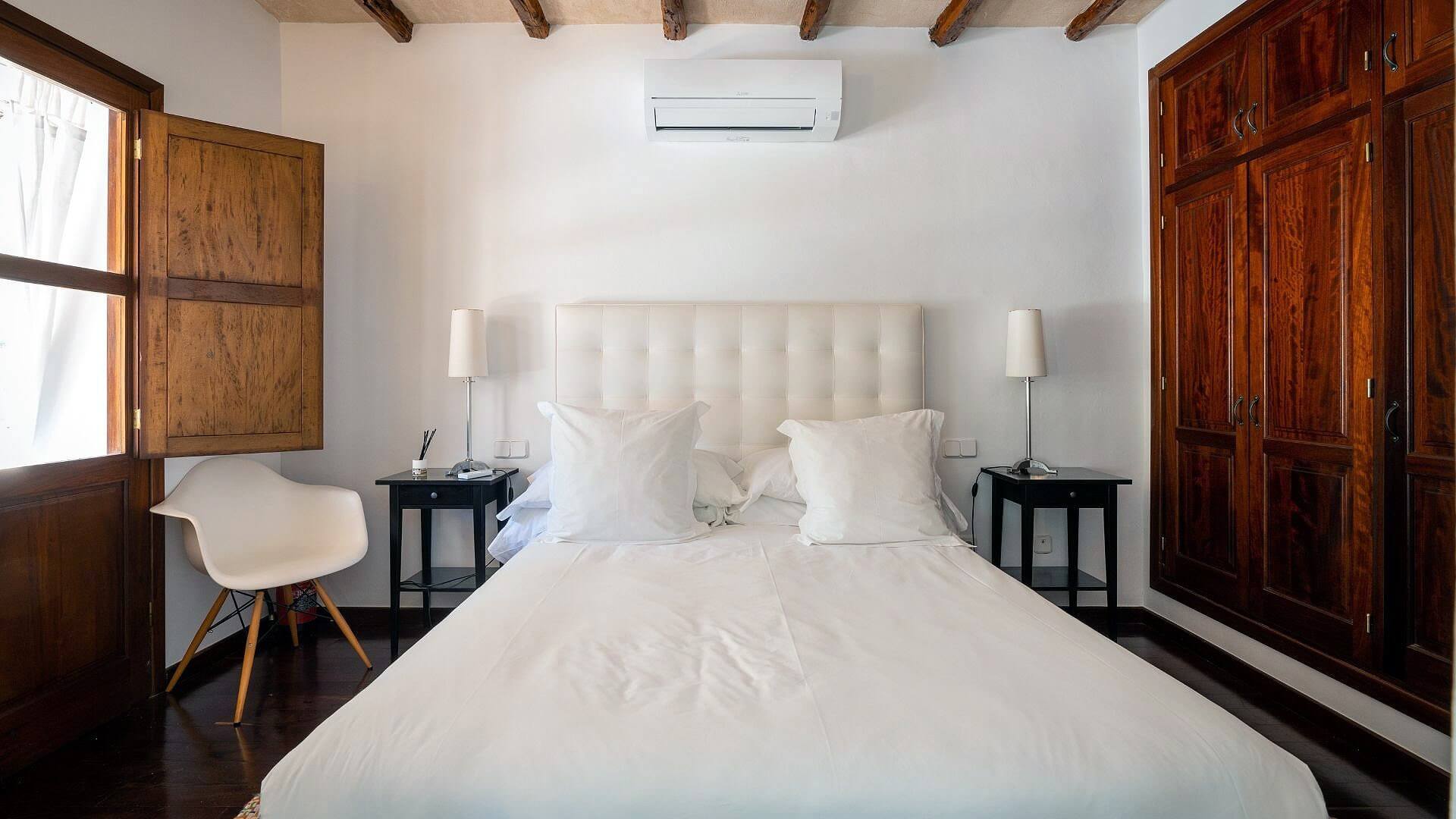  - VILLA CAN JONDAL - 6+ Bedrooms - Near Cala Jondal - Between Ibiza Town & San Jose/Sant Josep