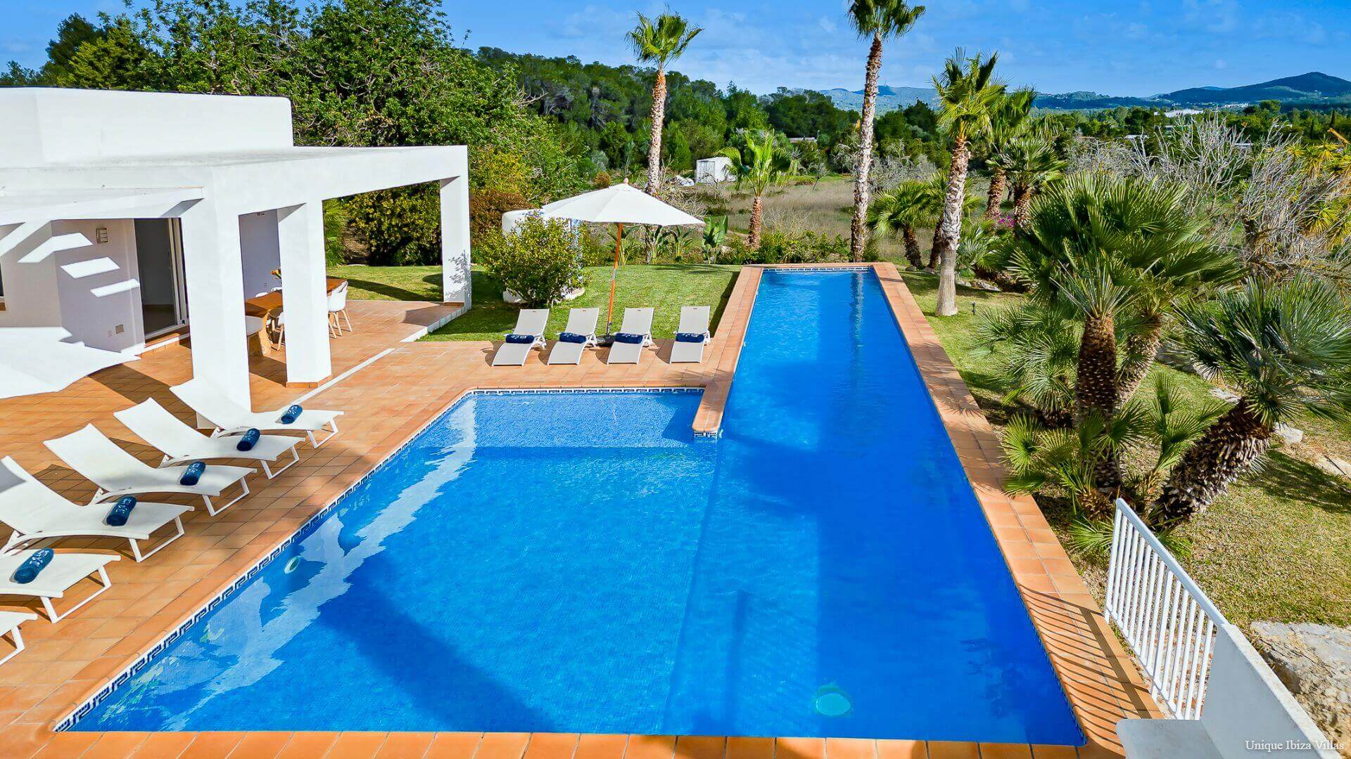  - VILLA STYLE - 5 Bedrooms - San Rafael