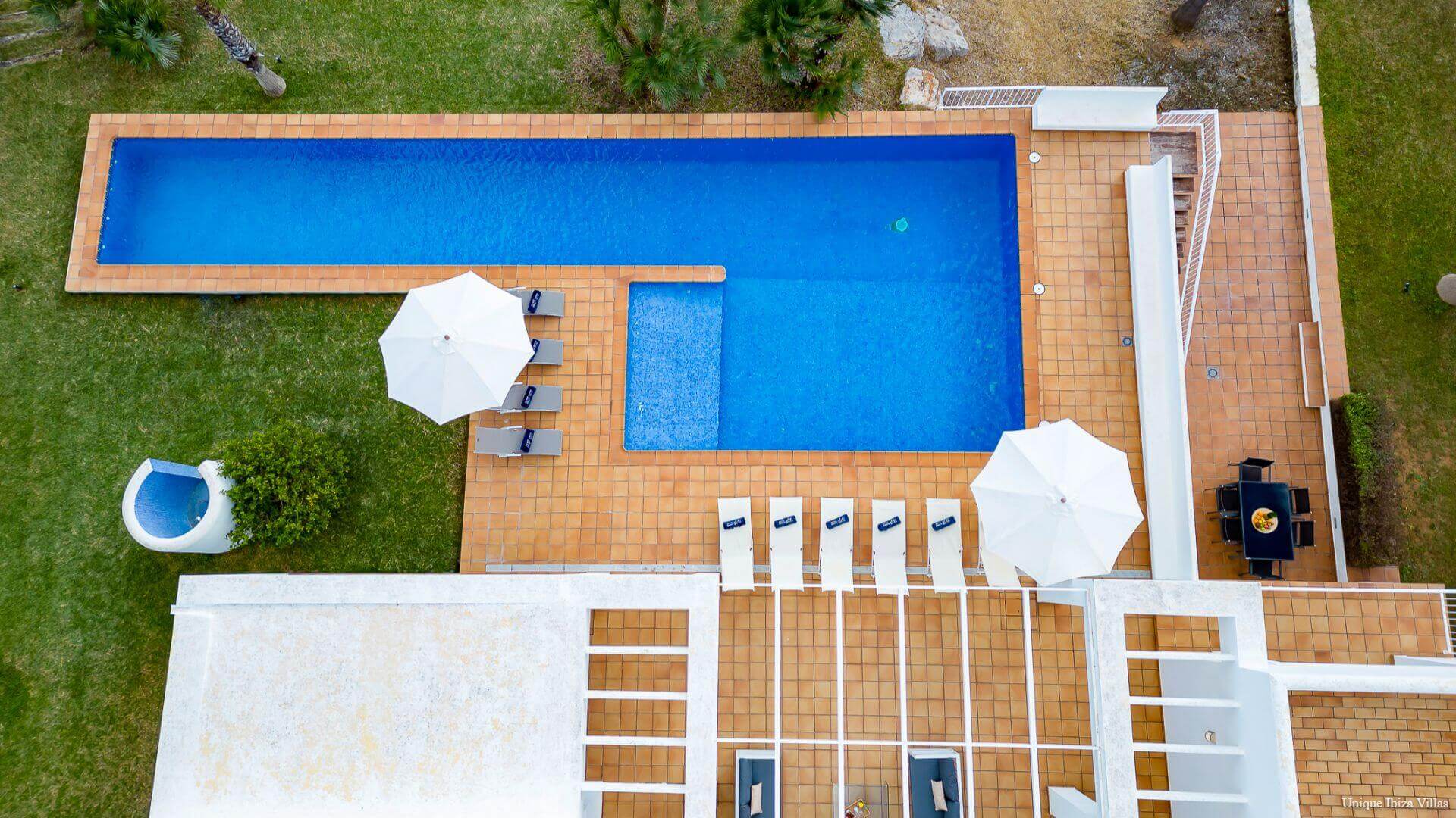  - VILLA STYLE - 5 Bedrooms - San Rafael