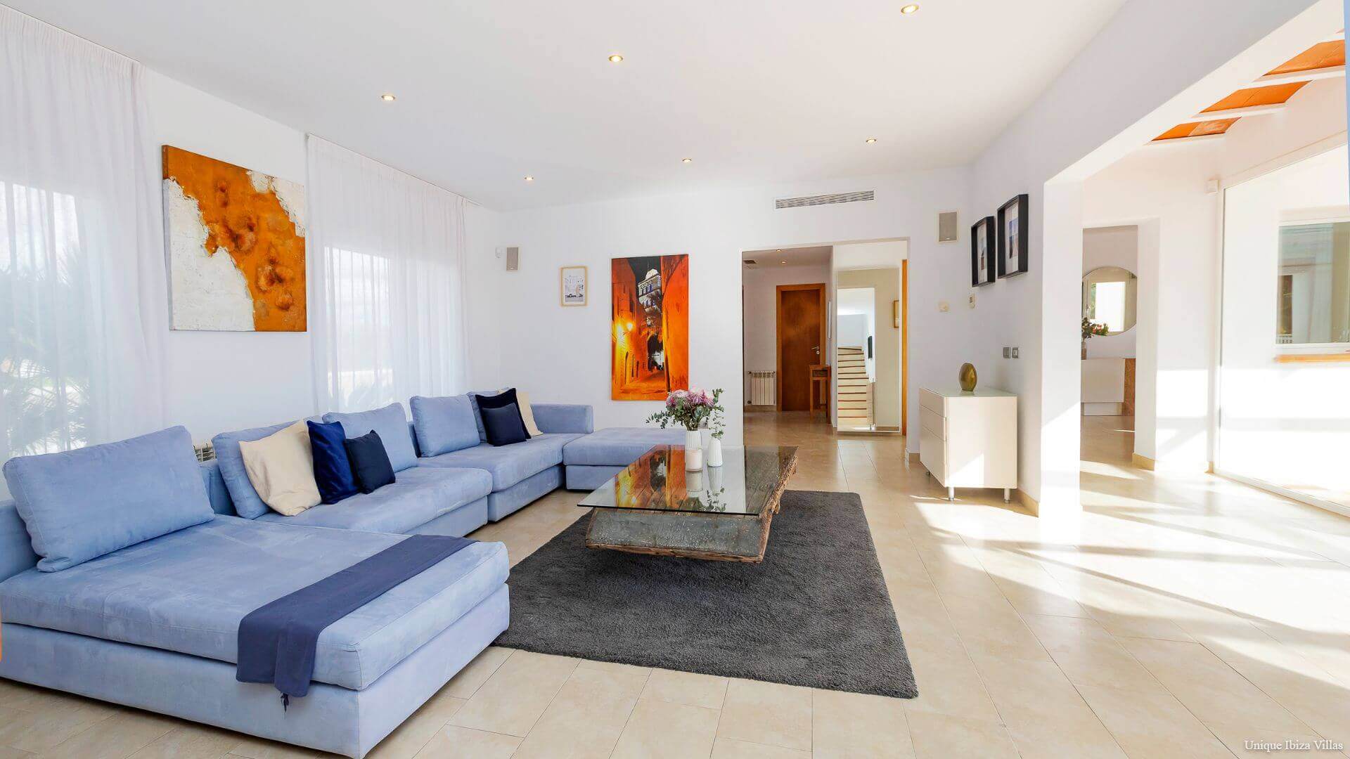  - VILLA STYLE - 5 Bedrooms - San Rafael