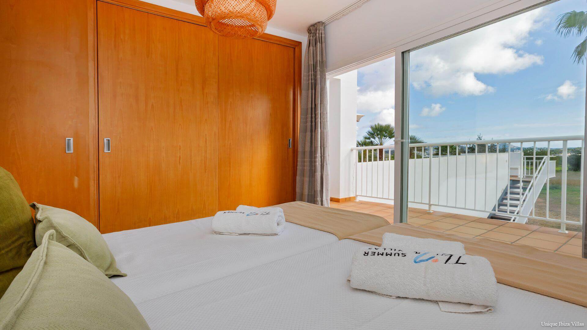  - VILLA STYLE - 5 Bedrooms - San Rafael