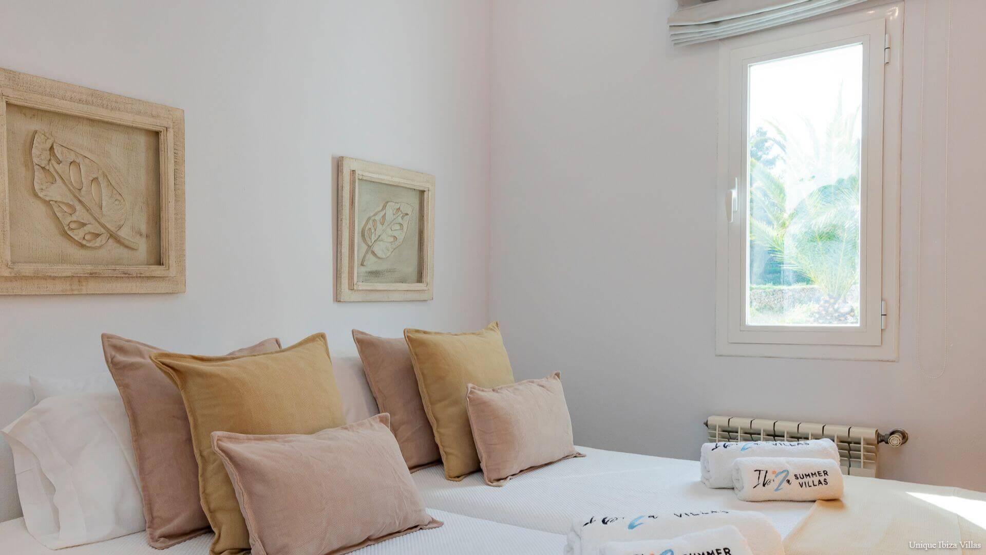  - VILLA STYLE - 5 Bedrooms - San Rafael