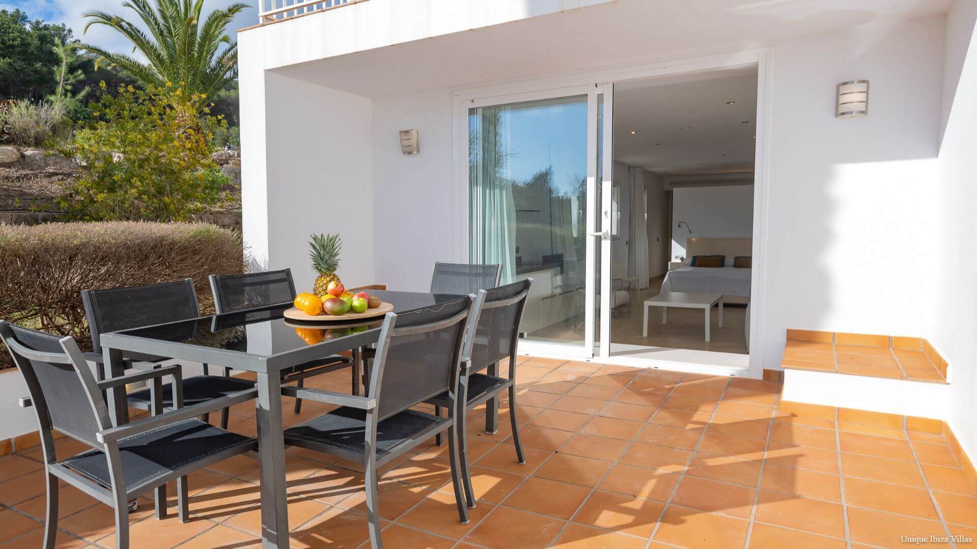  - VILLA STYLE - 5 Bedrooms - San Rafael