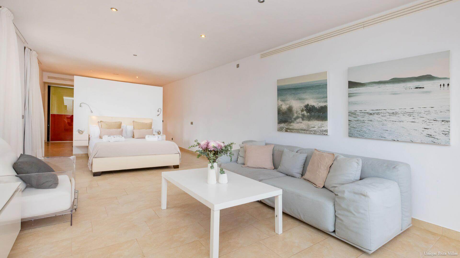  - VILLA STYLE - 5 Bedrooms - San Rafael