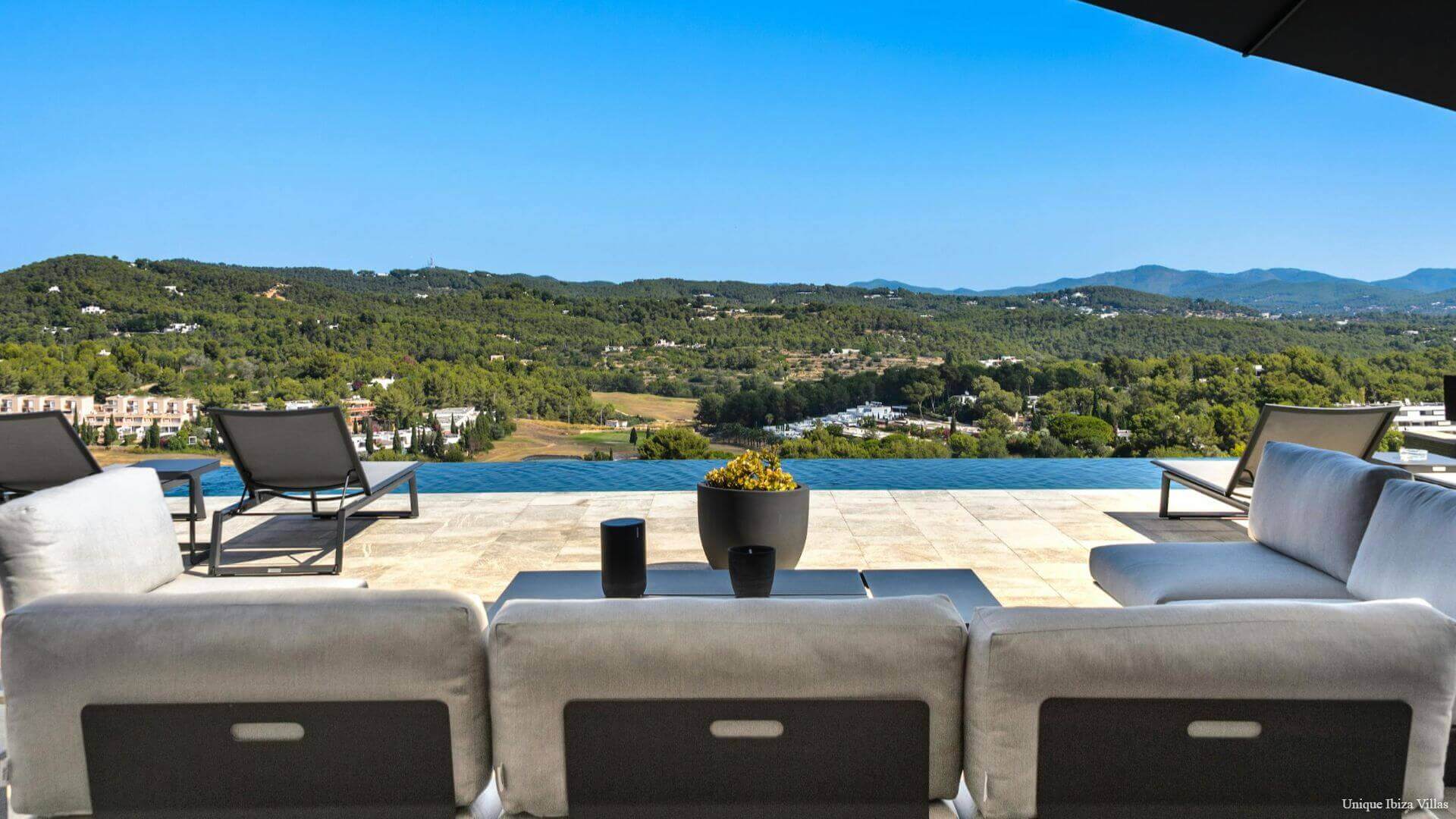  - Villa Minimsl - Roca Llisa