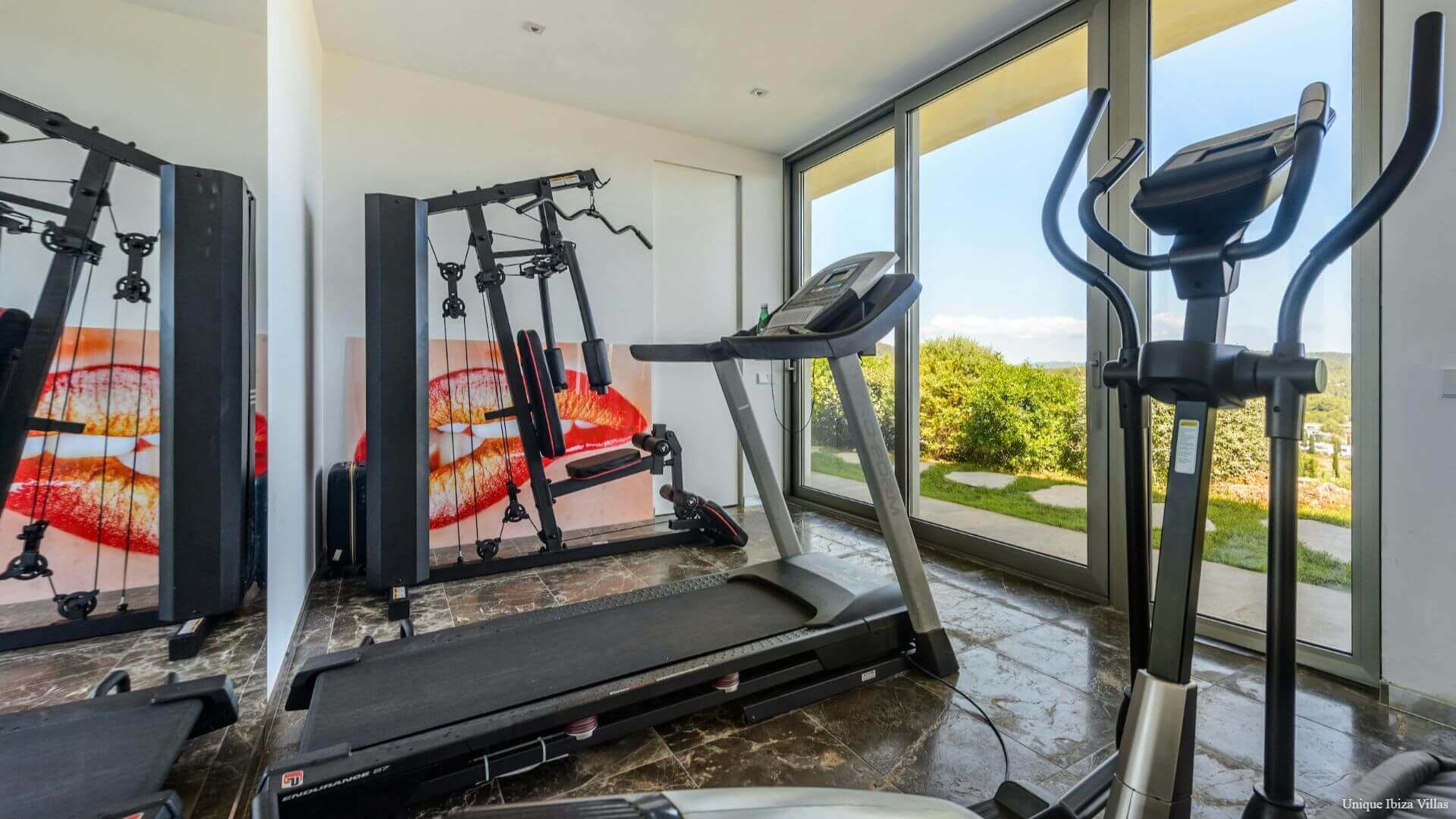  - Villa Minimsl - Roca Llisa