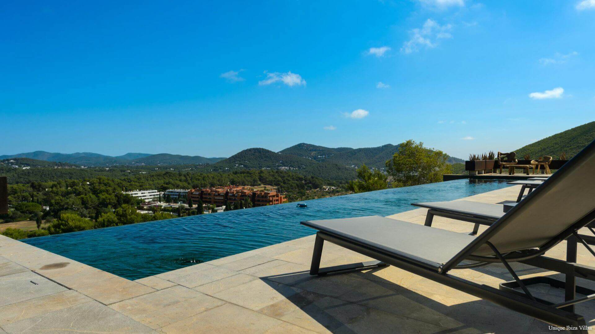  - Villa Minimsl - Roca Llisa