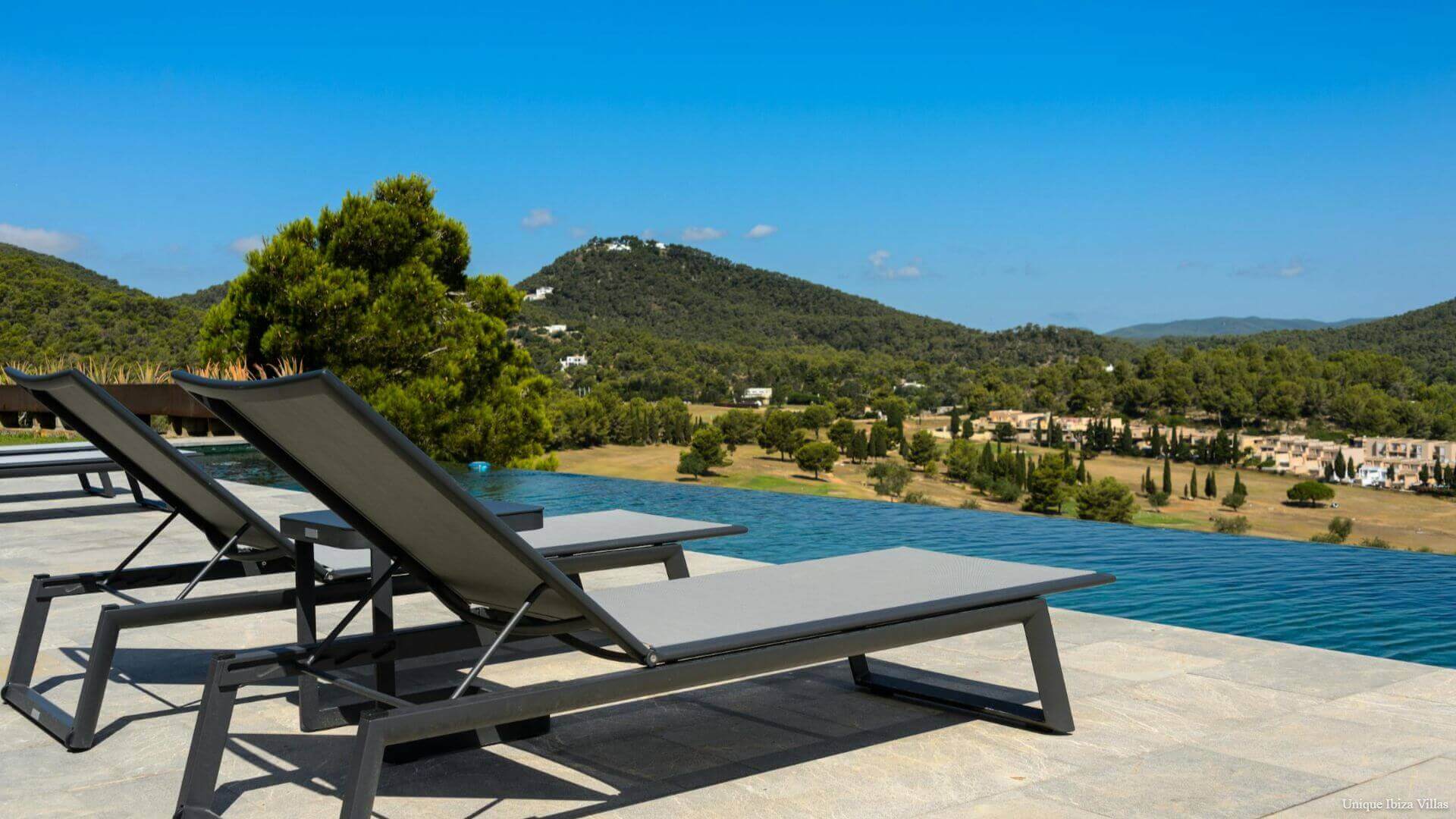  - Villa Minimsl - Roca Llisa