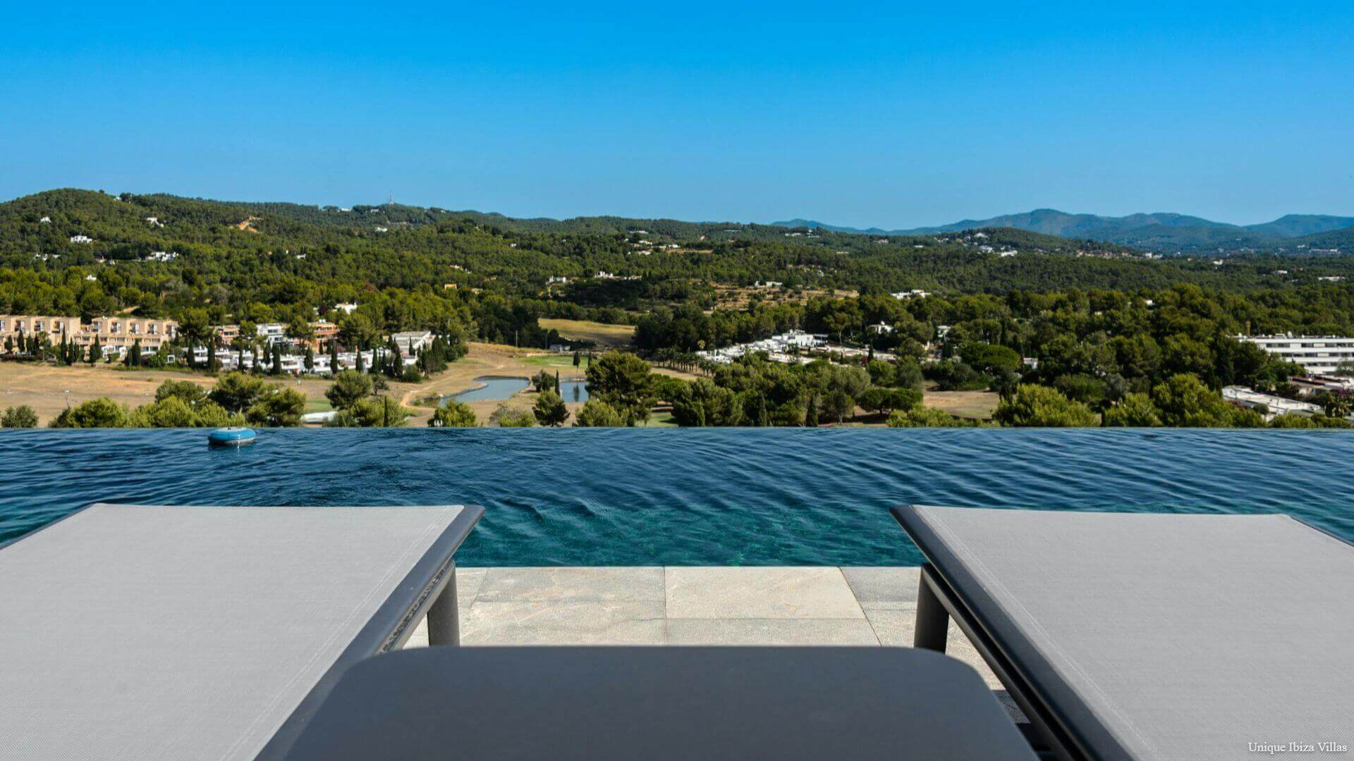  - Villa Minimsl - Roca Llisa