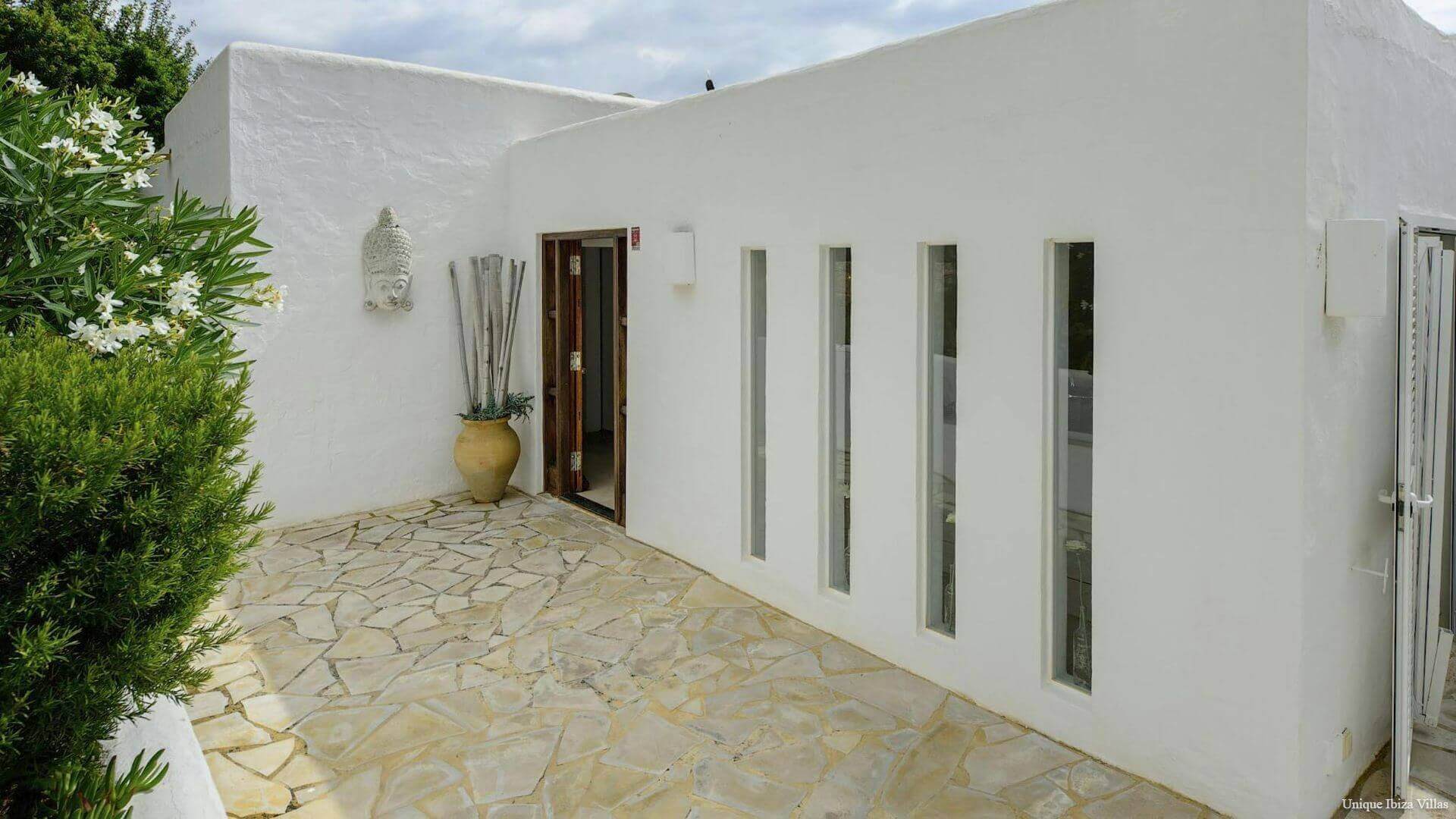  -  VILLA YOLANDA