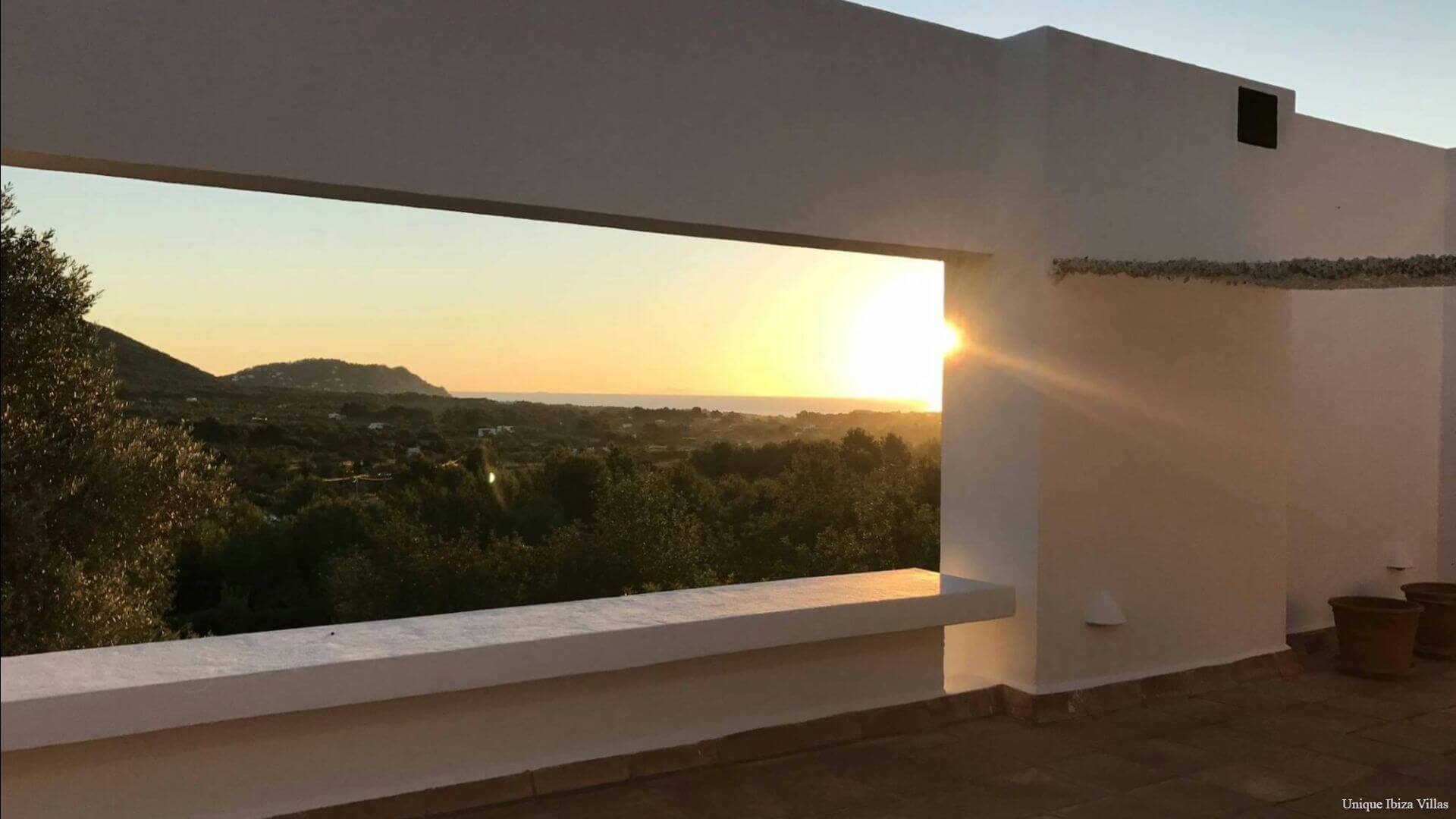 CAN PEREZ - 4 Bedrooms - San Carlos