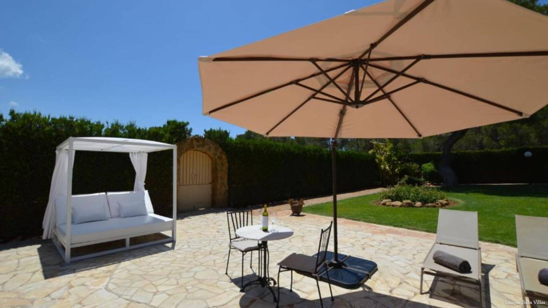 VILLA LUCIA  (Es Torrent - Near Cala Jondal, Porroig & Es Cubells)