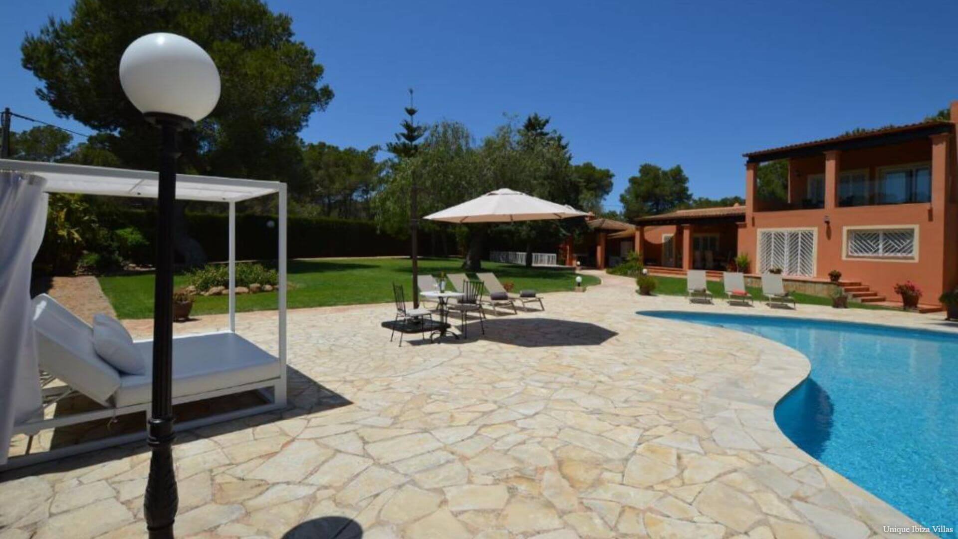 VILLA LUCIA  (Es Torrent - Near Cala Jondal, Porroig & Es Cubells)