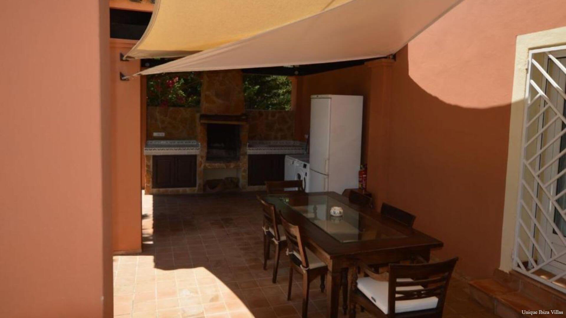 VILLA LUCIA  (Es Torrent - Near Cala Jondal, Porroig & Es Cubells)