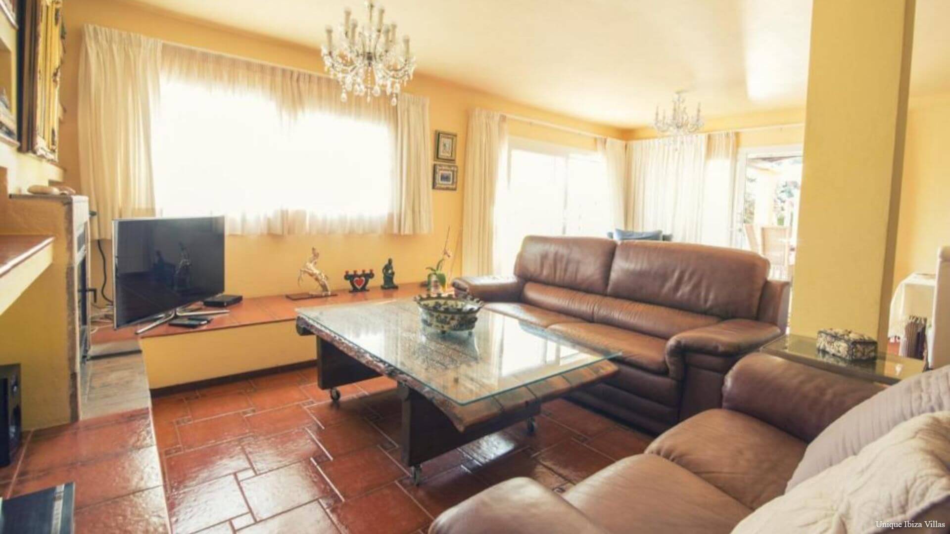 VILLA LUCIA  (Es Torrent - Near Cala Jondal, Porroig & Es Cubells)