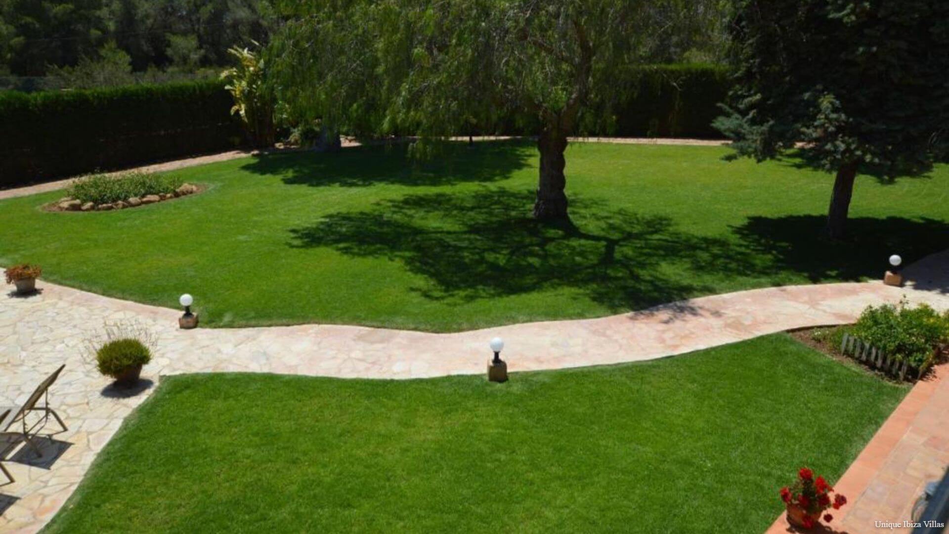 VILLA LUCIA  (Es Torrent - Near Cala Jondal, Porroig & Es Cubells)