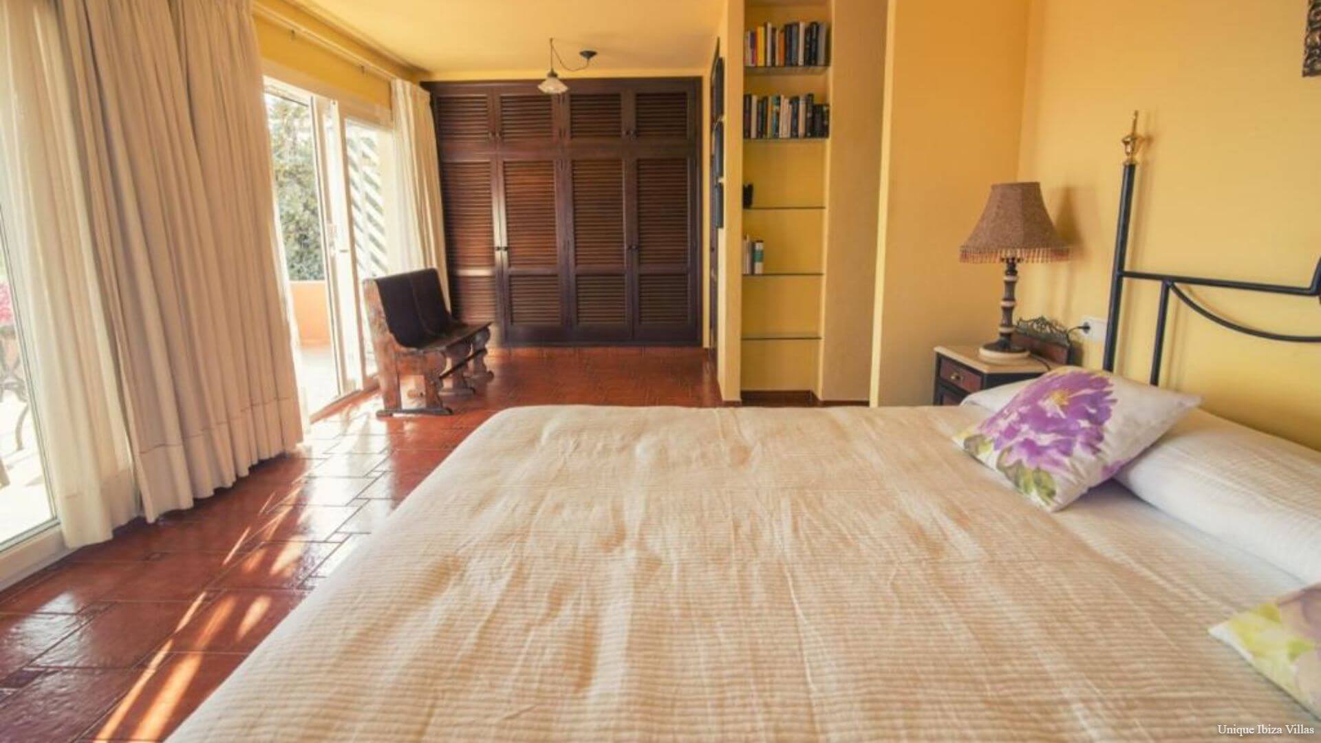 VILLA LUCIA  (Es Torrent - Near Cala Jondal, Porroig & Es Cubells)