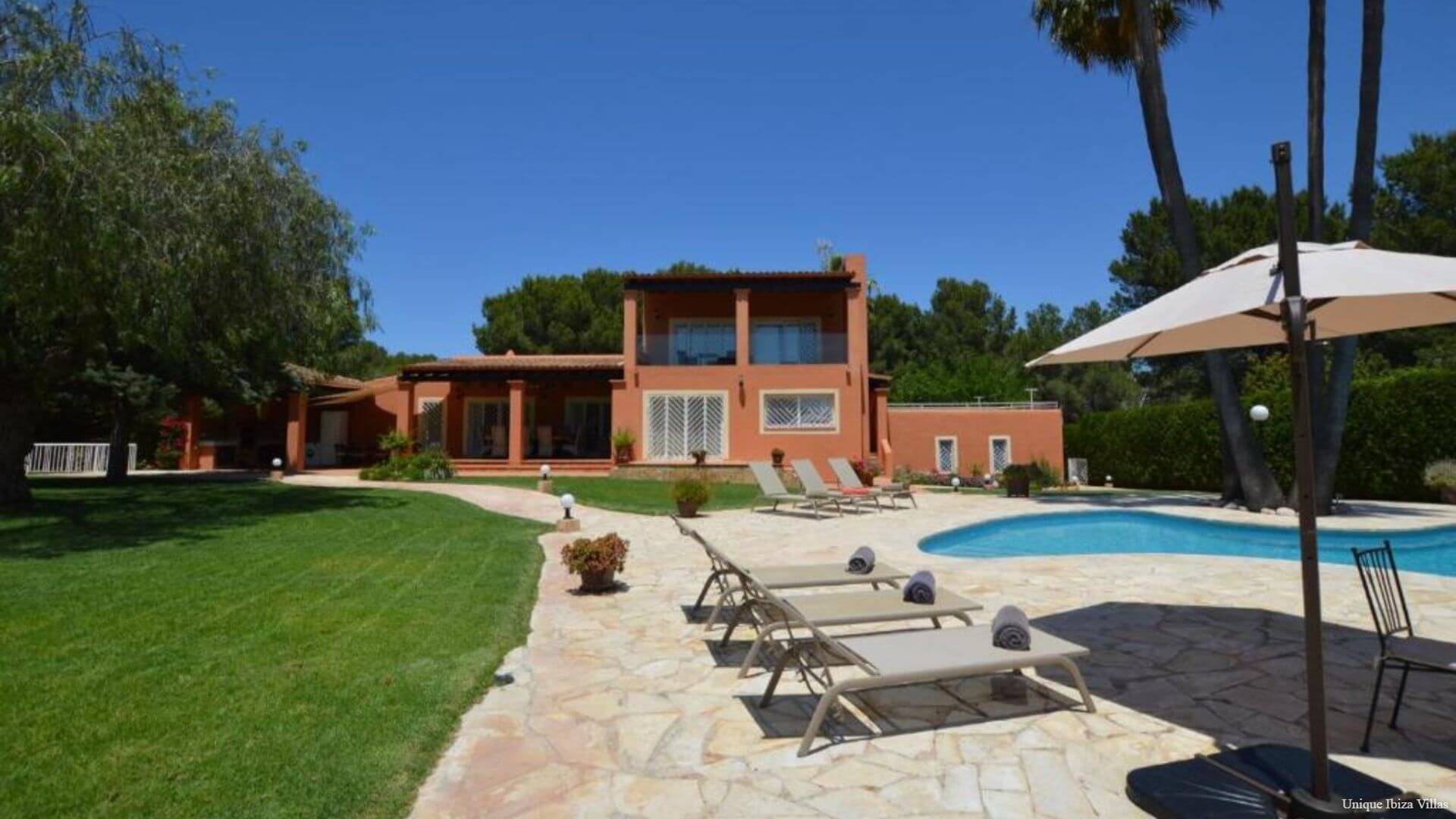 VILLA LUCIA  (Es Torrent - Near Cala Jondal, Porroig & Es Cubells)