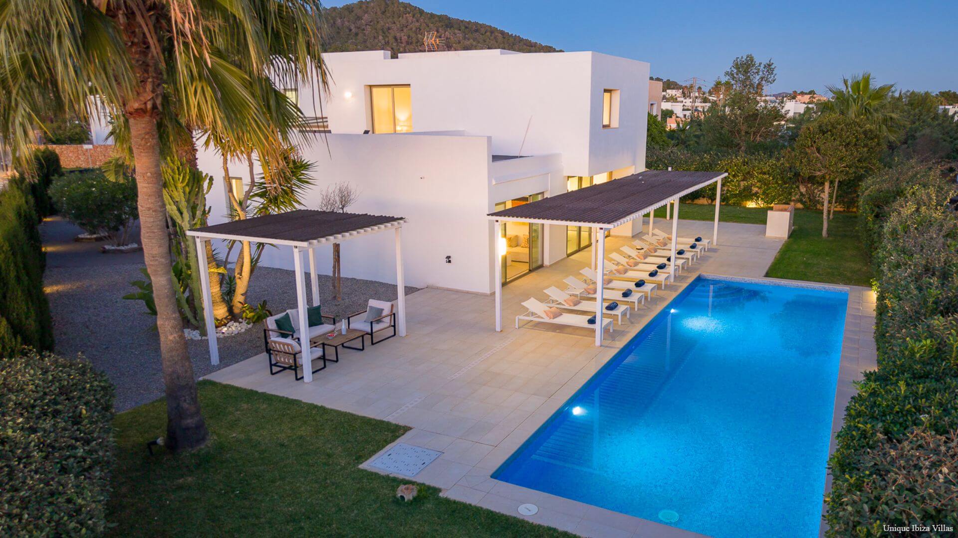 - VILLA GUARDIOLA - 5 Bedrooms