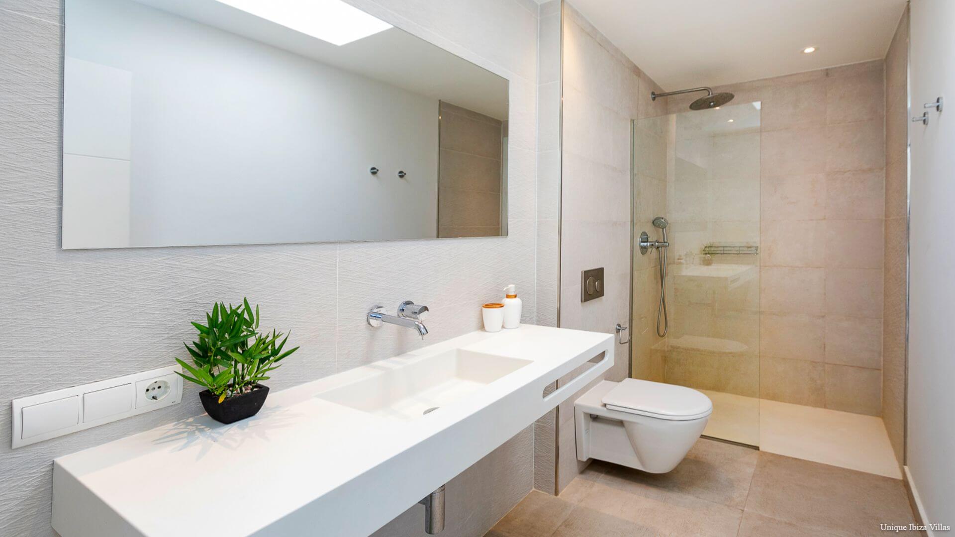 - VILLA GUARDIOLA - 5 Bedrooms