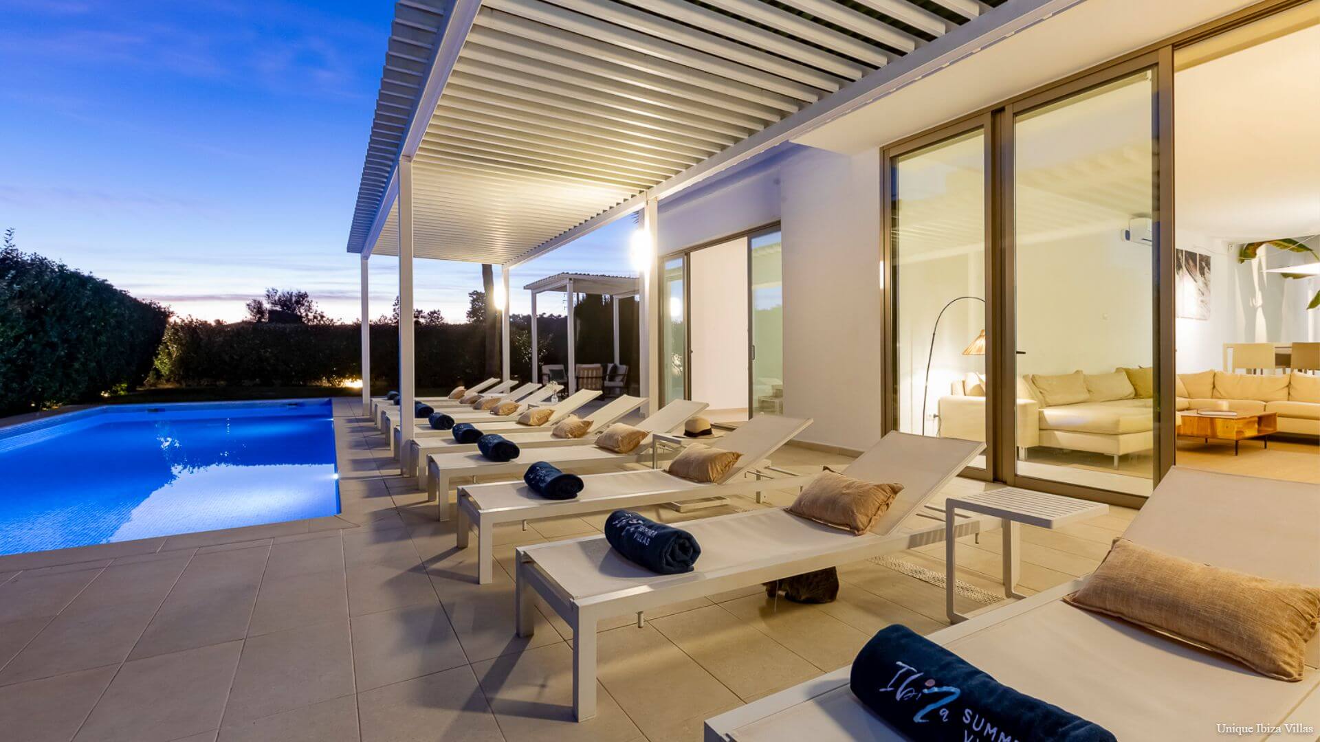 - VILLA GUARDIOLA - 5 Bedrooms