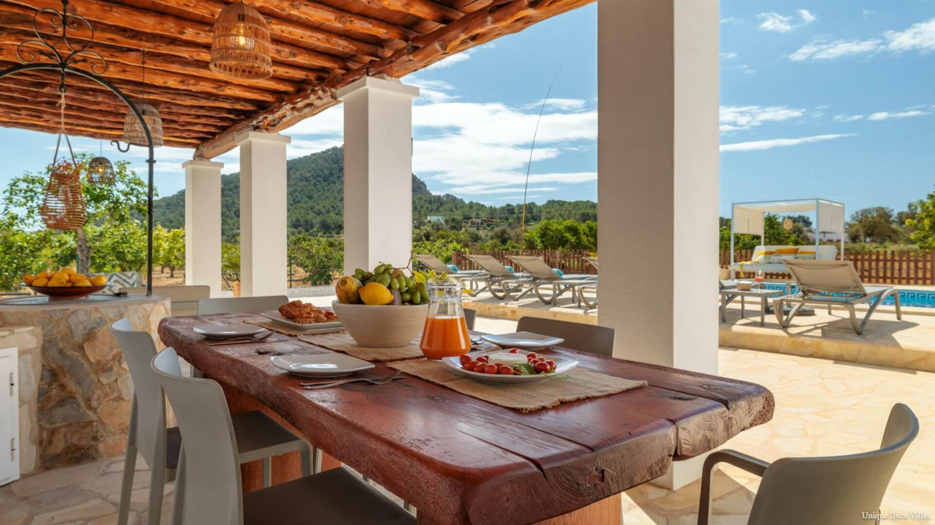  - VILLA SA TARONGERADA - Cala Llonga - 3 Bedrooms