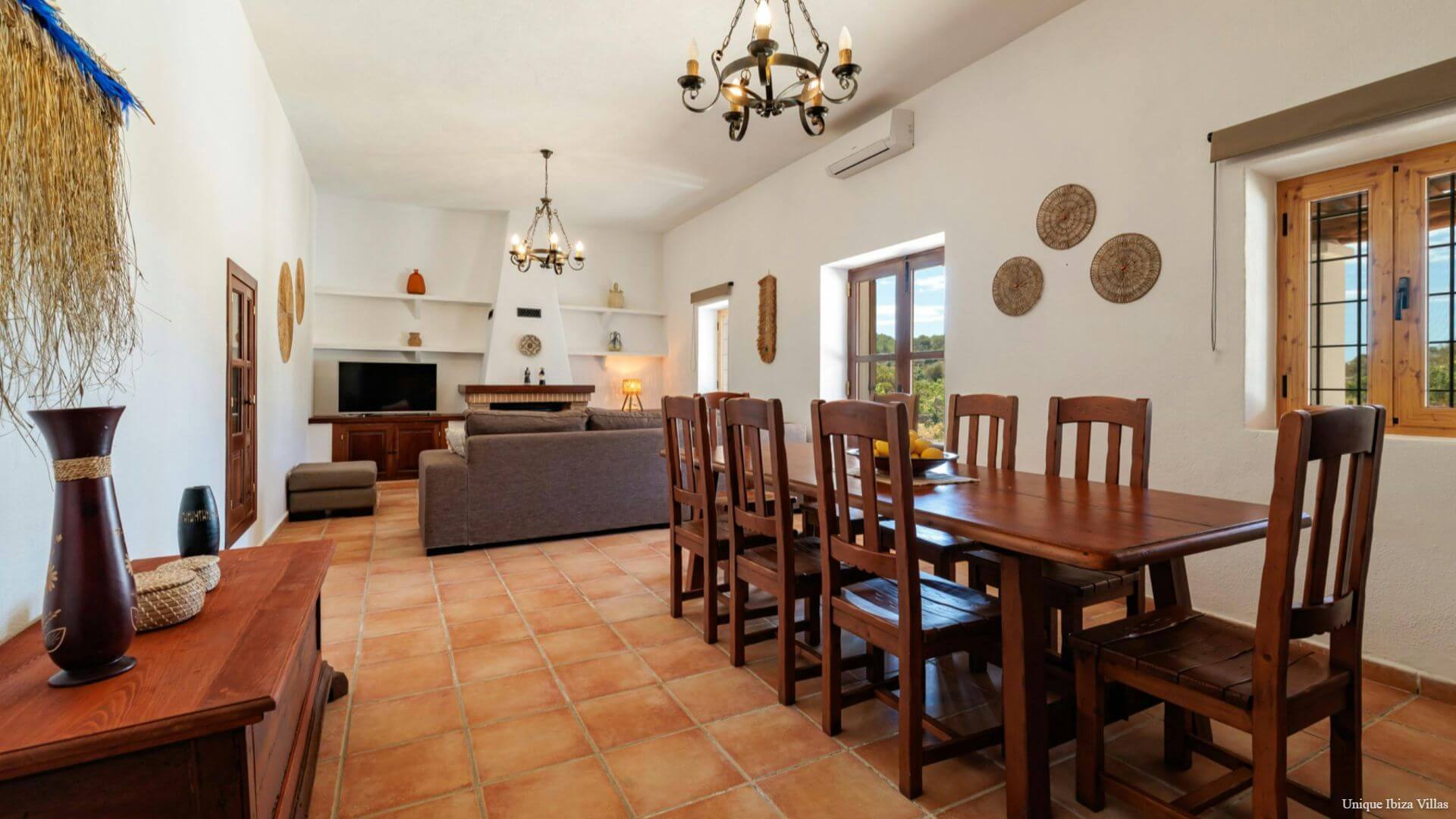  - VILLA SA TARONGERADA - Cala Llonga - 3 Bedrooms