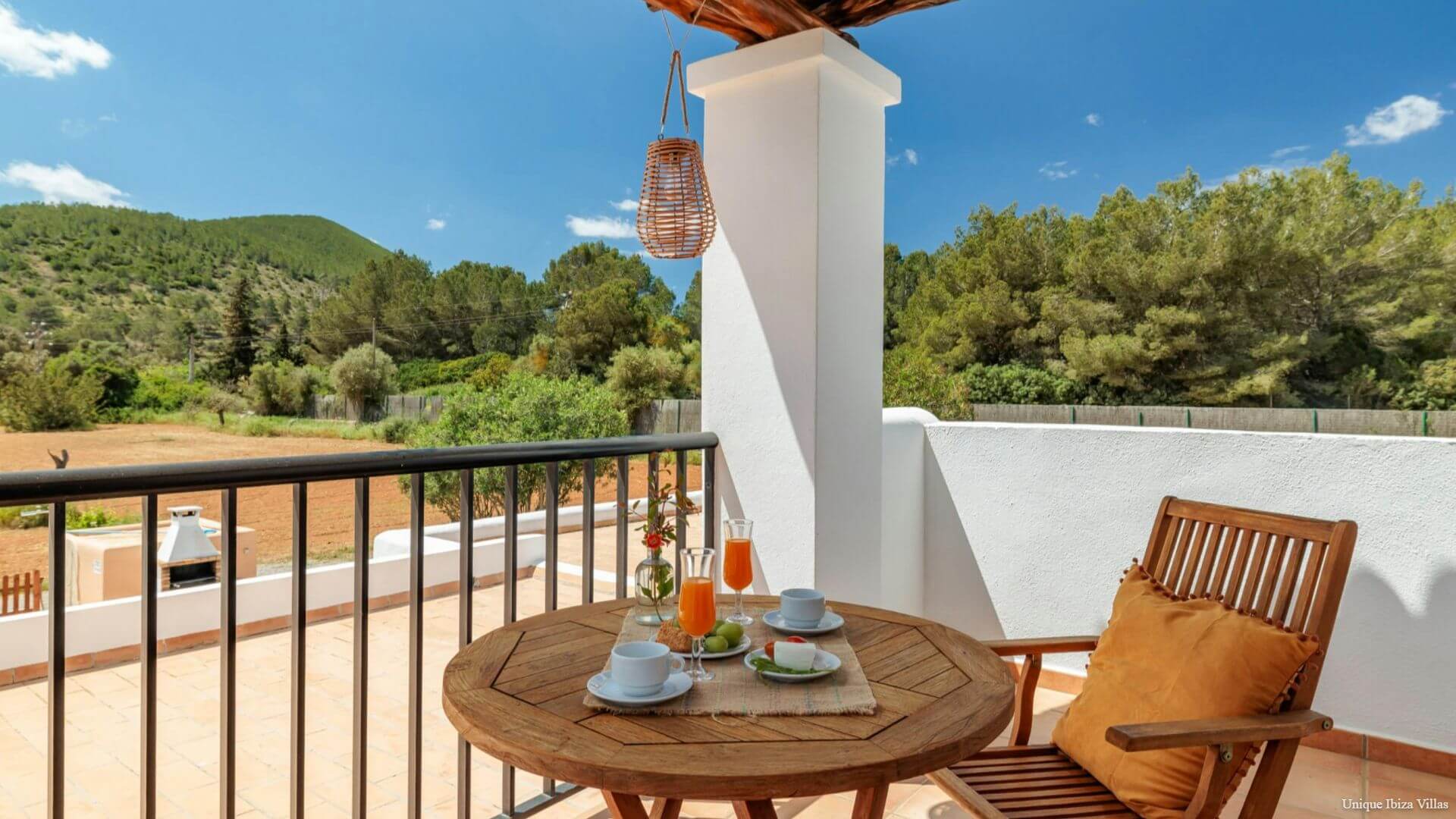  - VILLA SA TARONGERADA - Cala Llonga - 3 Bedrooms