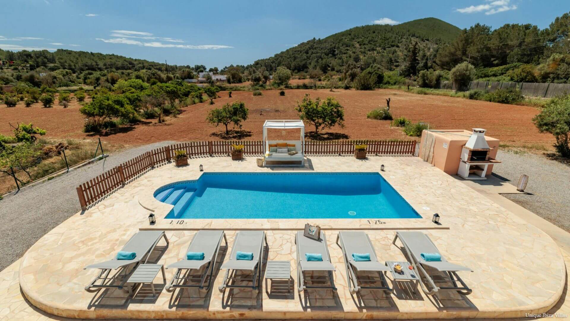  - VILLA SA TARONGERADA - Cala Llonga - 3 Bedrooms