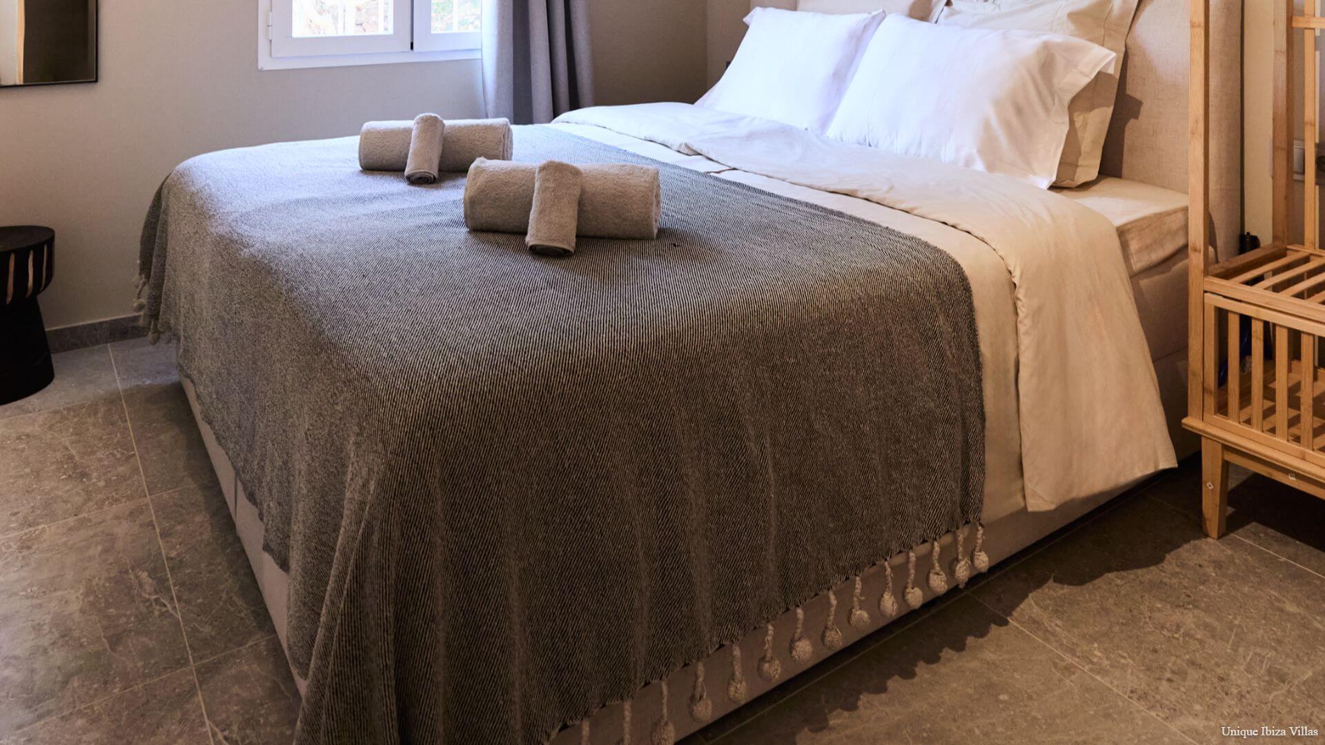 VILLA LILY - 3 Bedrooms - Santa Eulalia/Cala Llonga