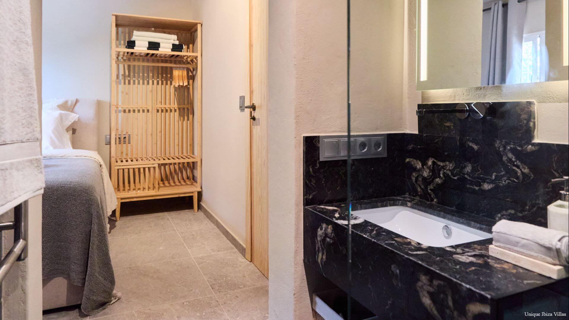 VILLA LILY - 3 Bedrooms - Santa Eulalia/Cala Llonga