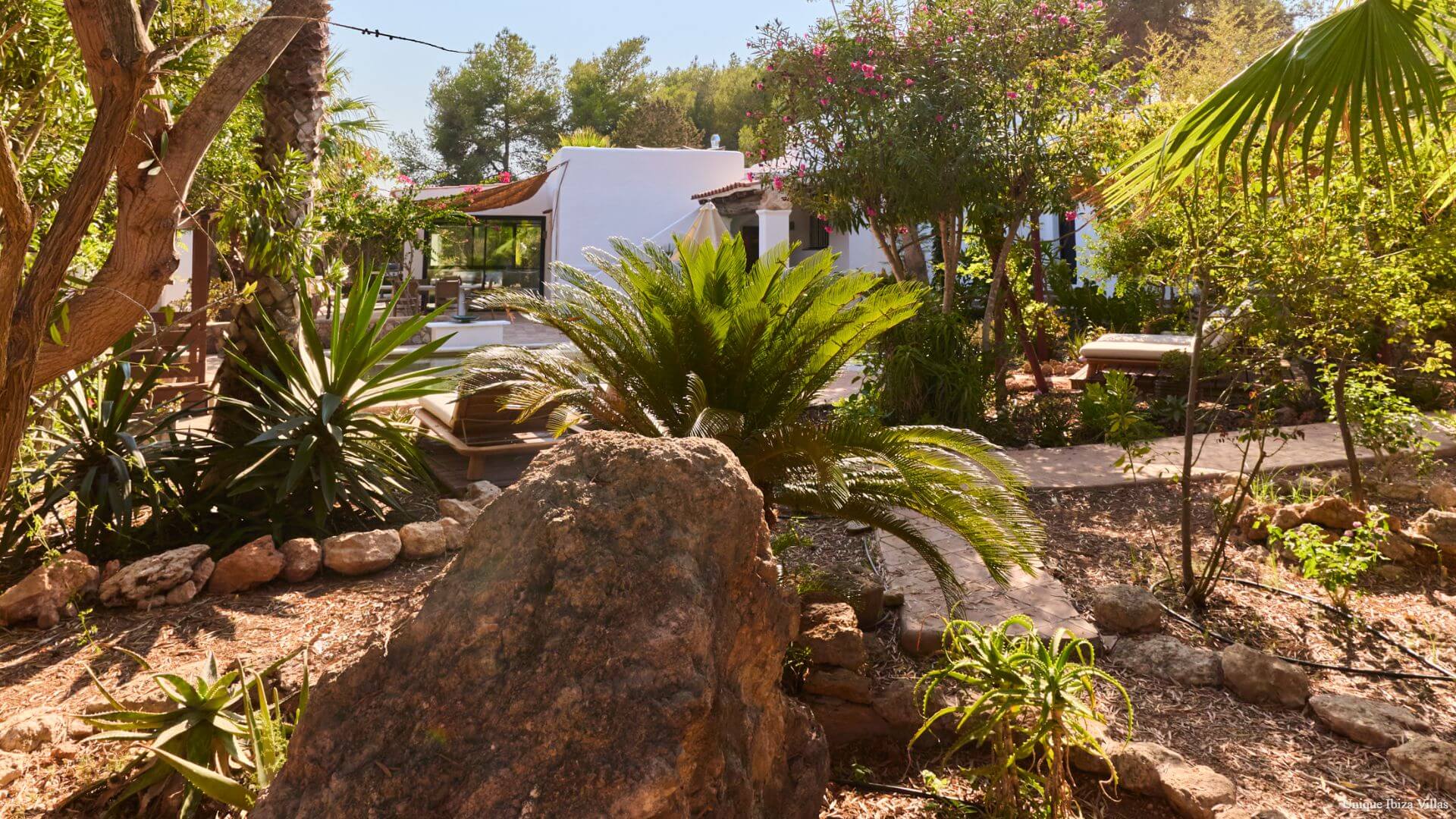 VILLA LILY - 3 Bedrooms - Santa Eulalia/Cala Llonga