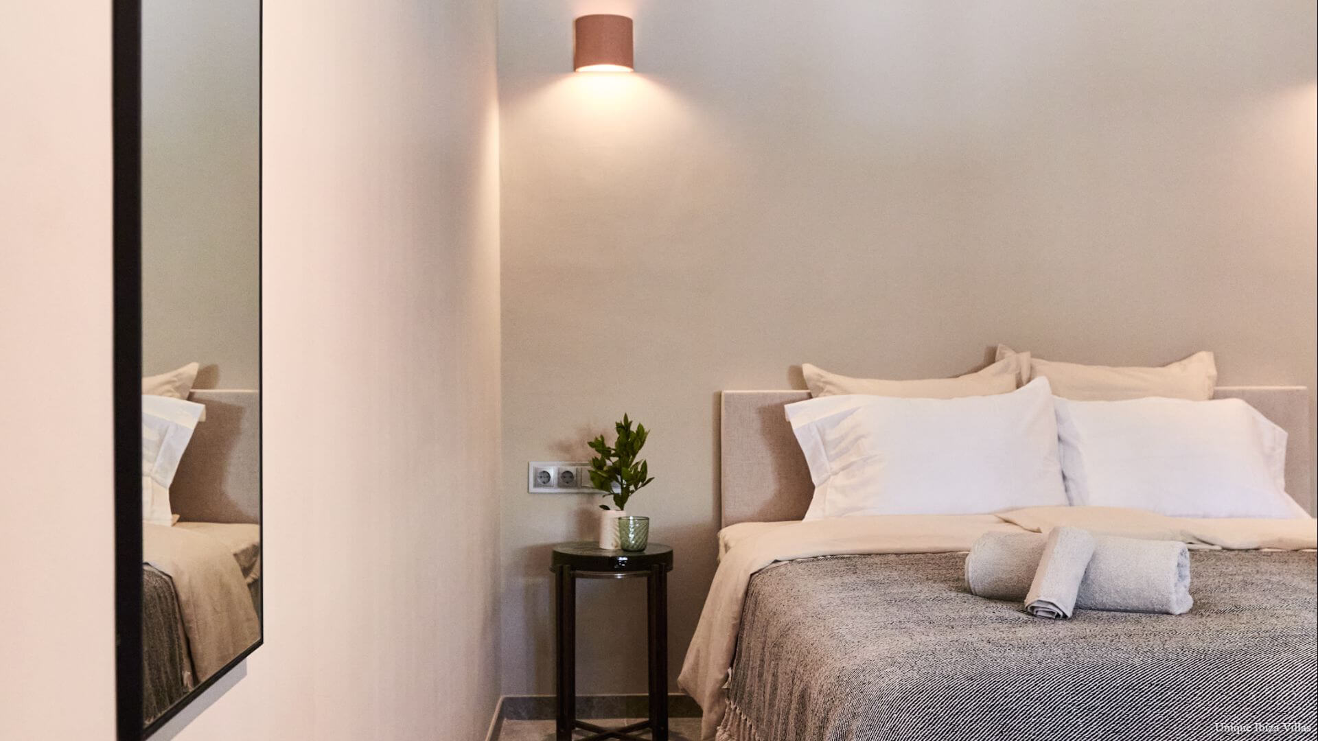 VILLA LILY - 3 Bedrooms - Santa Eulalia/Cala Llonga