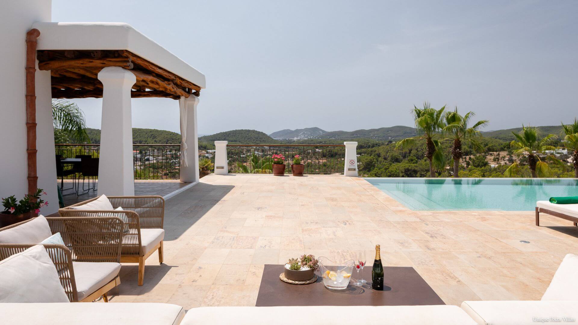  - VILLA CAN LLOSAS DE DALT - 4 Bedrooms - Near San Carlos village & Las Dalias