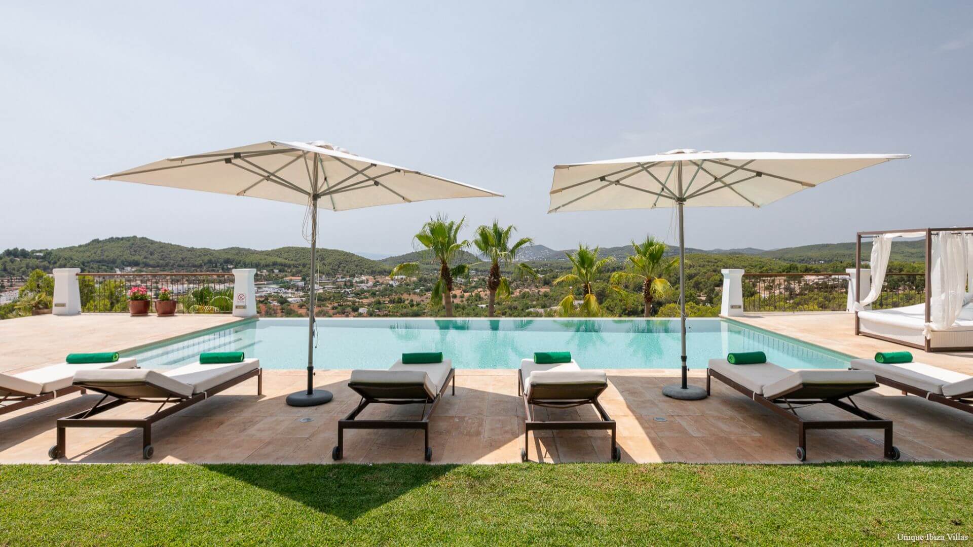  - VILLA CAN LLOSAS DE DALT - 4 Bedrooms - Near San Carlos village & Las Dalias