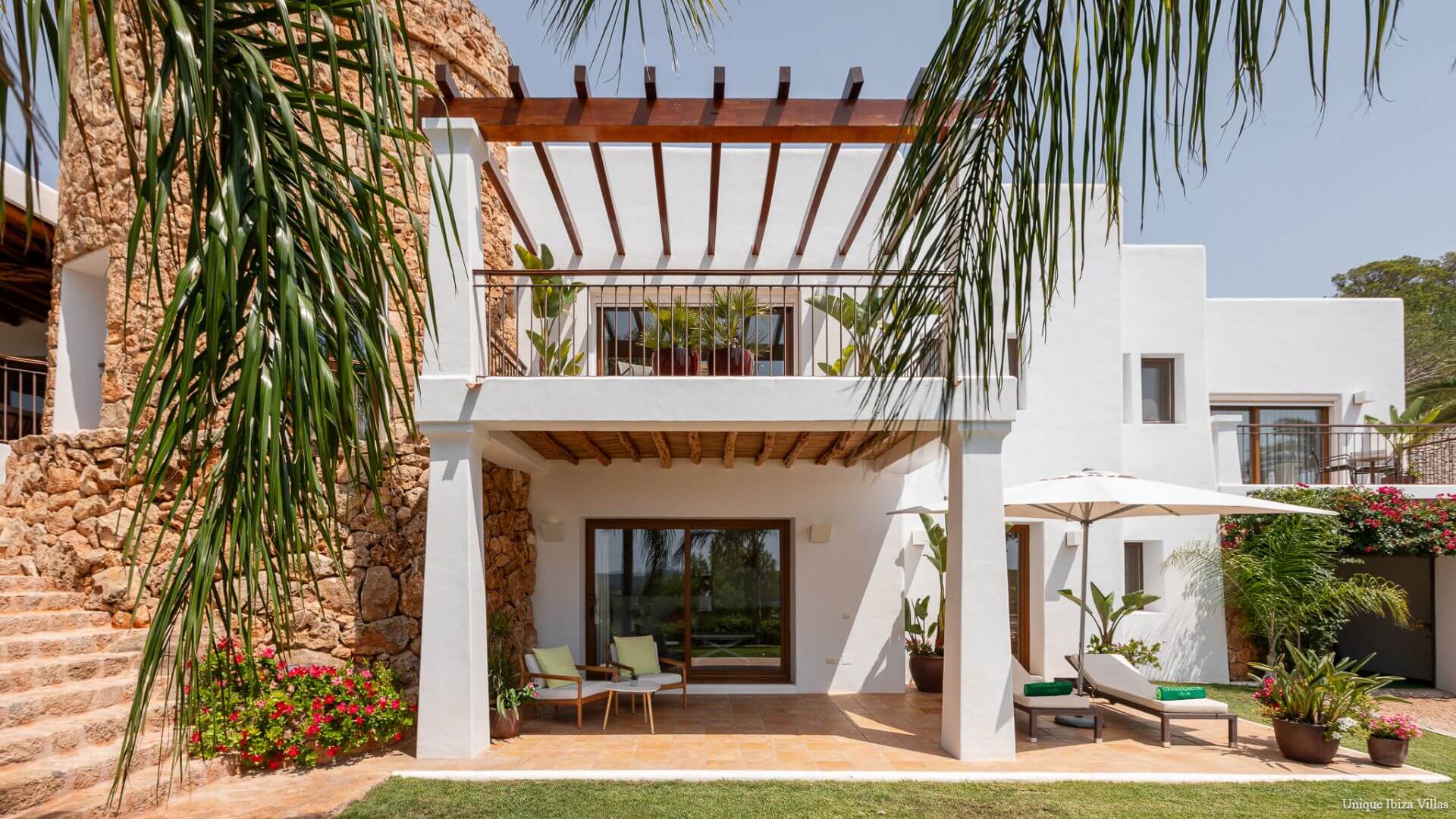  - VILLA CAN LLOSAS DE DALT - 4 Bedrooms - Near San Carlos village & Las Dalias