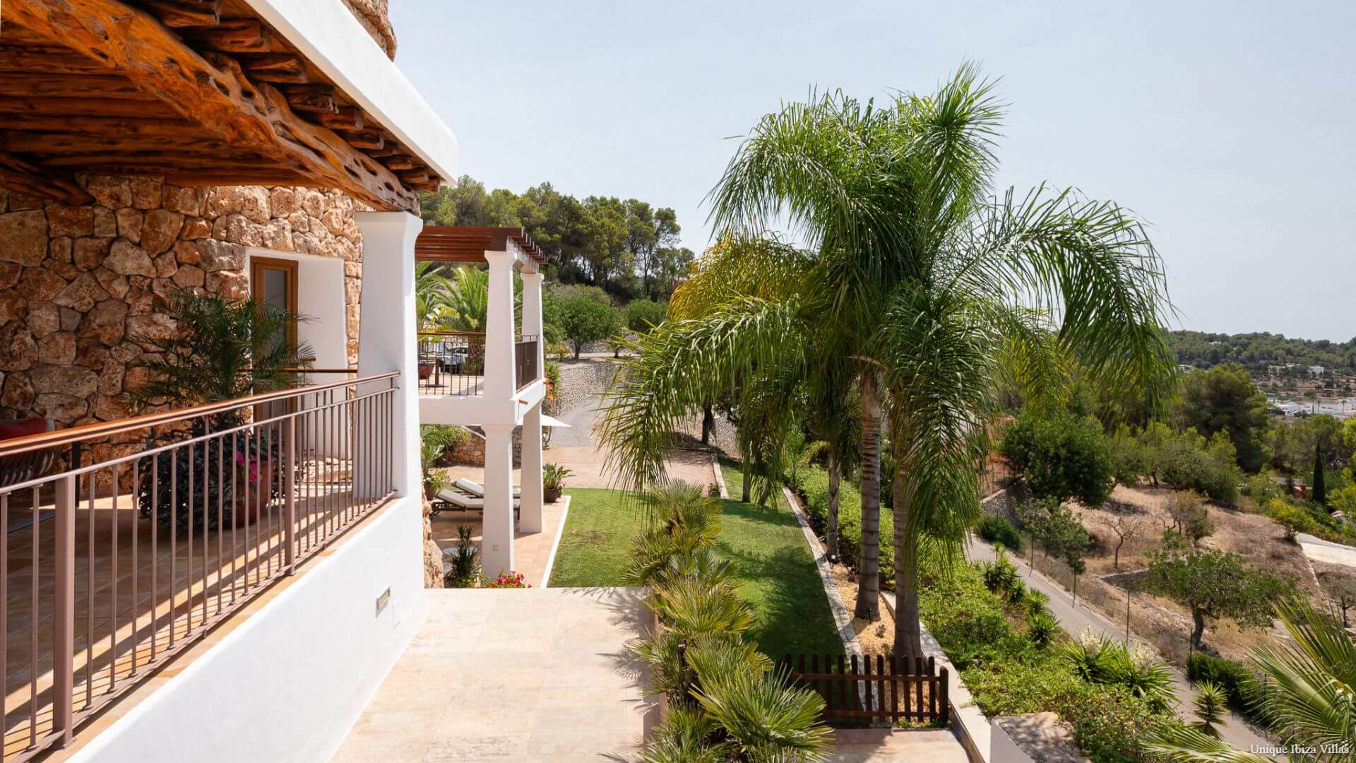  - VILLA CAN LLOSAS DE DALT - 4 Bedrooms - Near San Carlos village & Las Dalias