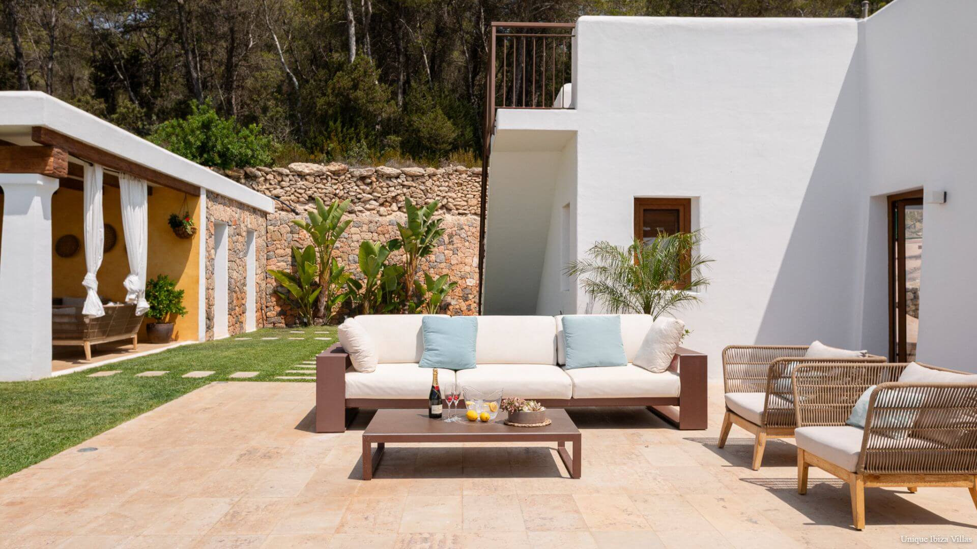  - VILLA CAN LLOSAS DE DALT - 4 Bedrooms - Near San Carlos village & Las Dalias