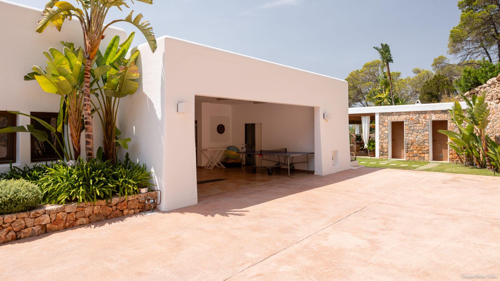  - VILLA CAN LLOSAS DE DALT - 4 Bedrooms - Near San Carlos village & Las Dalias