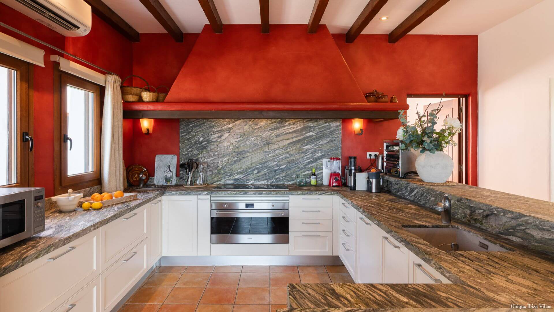  - VILLA CAN LLOSAS DE DALT - 4 Bedrooms - Near San Carlos village & Las Dalias