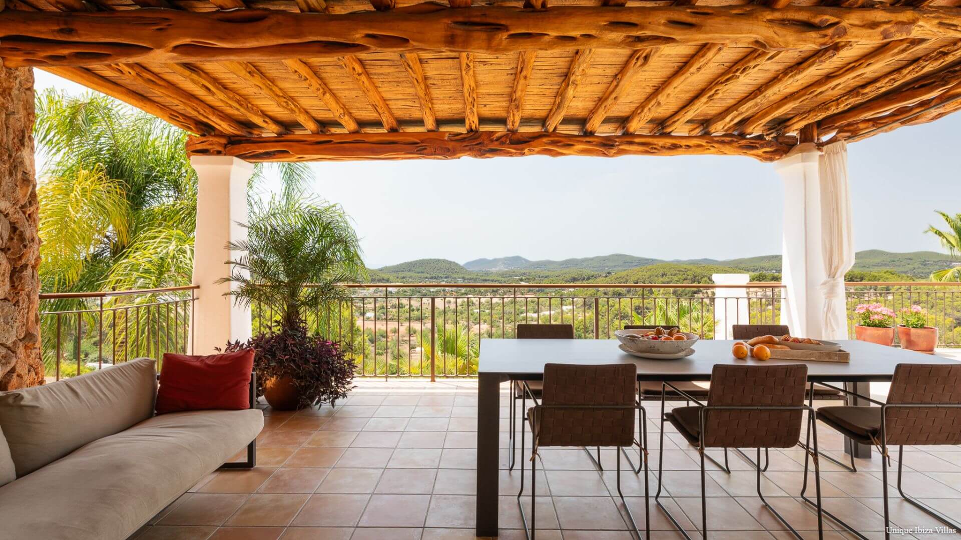  - VILLA CAN LLOSAS DE DALT - 4 Bedrooms - Near San Carlos village & Las Dalias